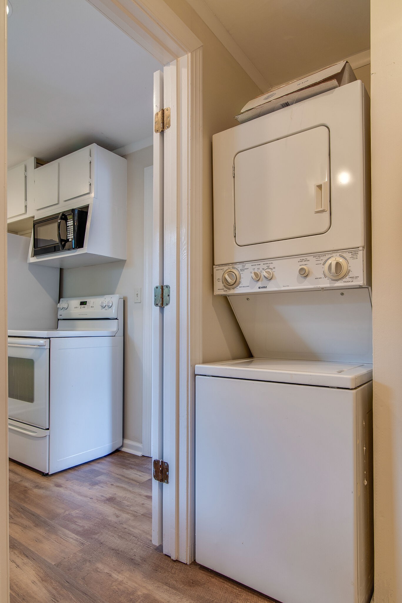 2237B Blair Blvd Unit: B