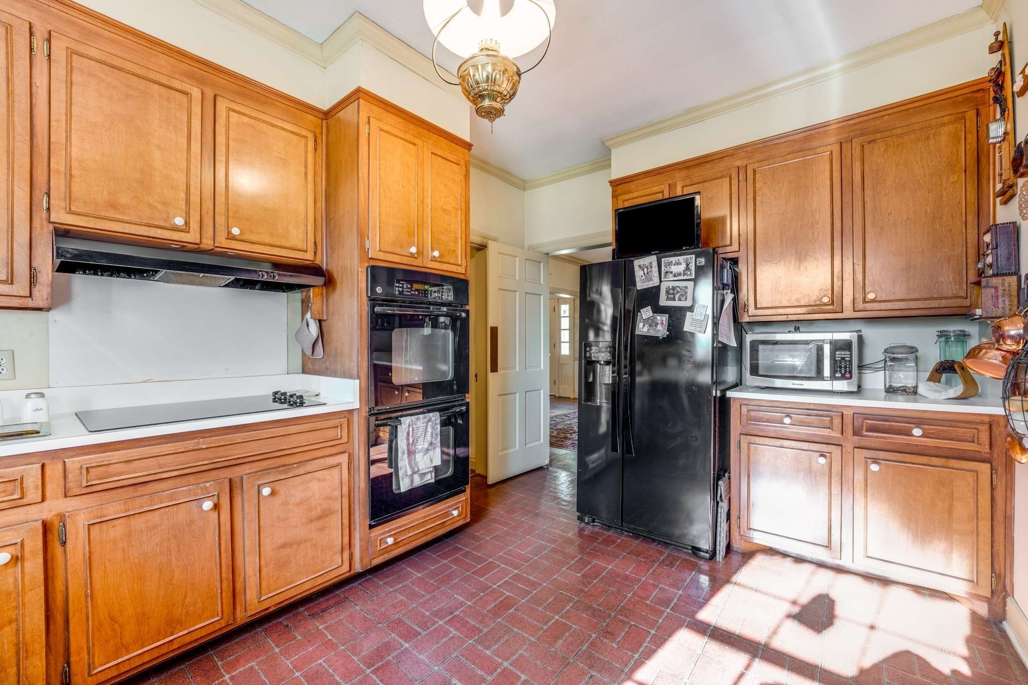2429 Bear Rd