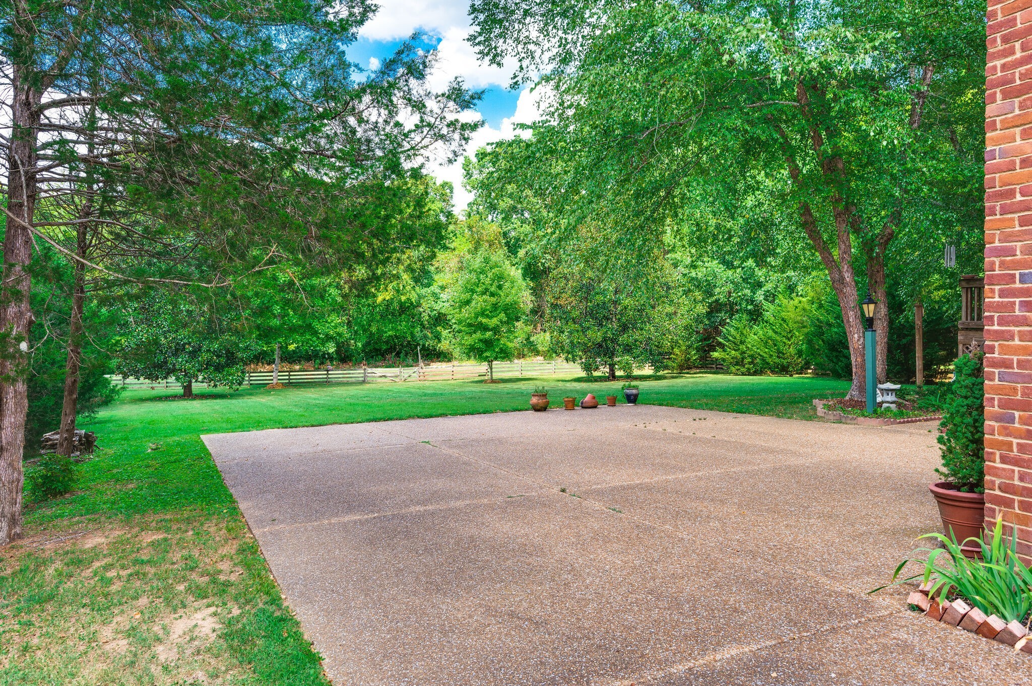 2746 Rock Wall Rd