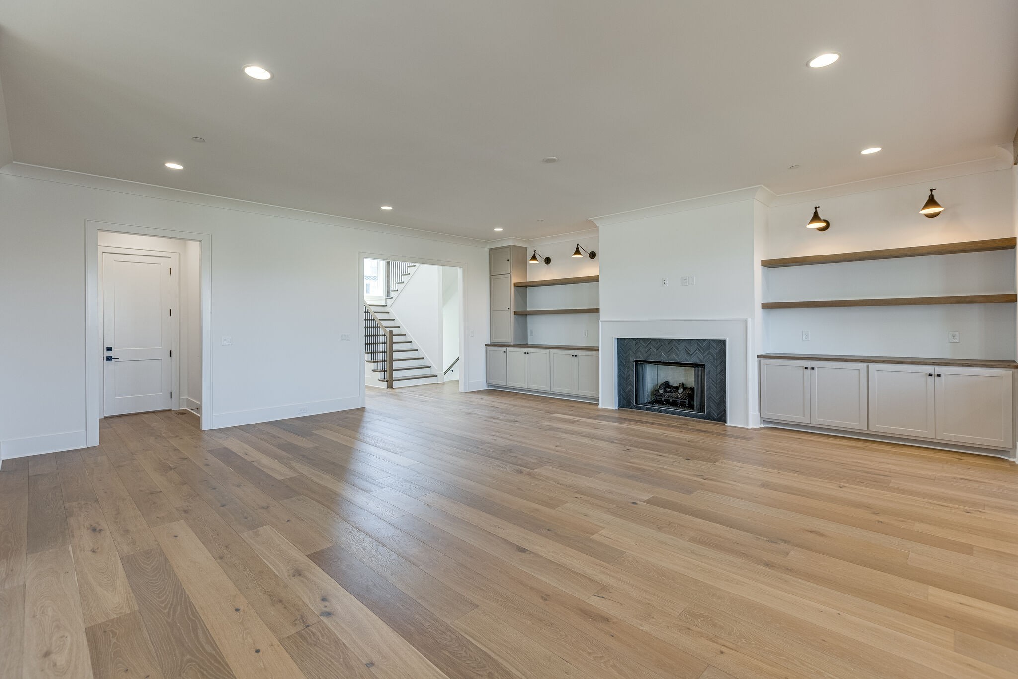 1008 Lawson Ln
