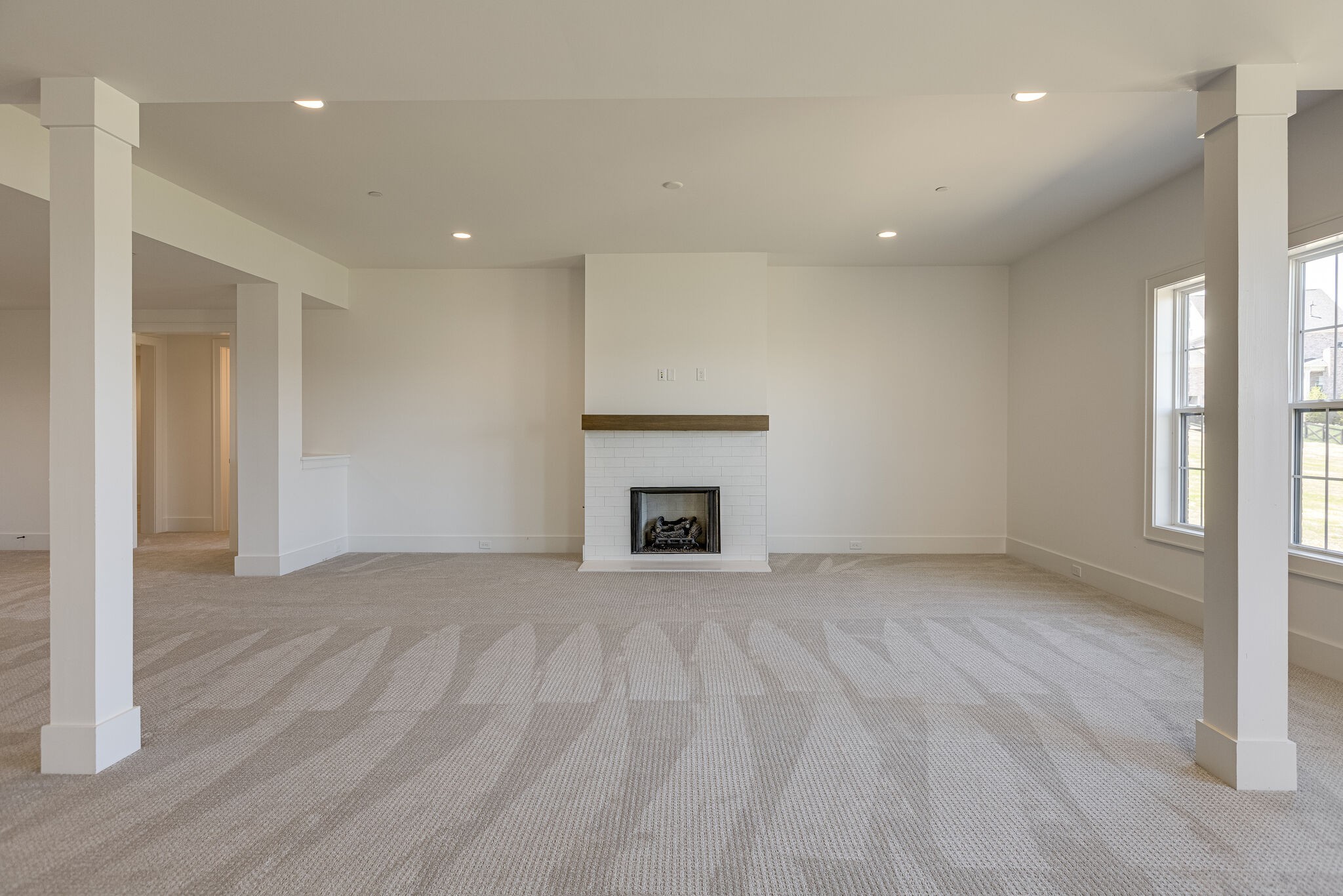 1008 Lawson Ln
