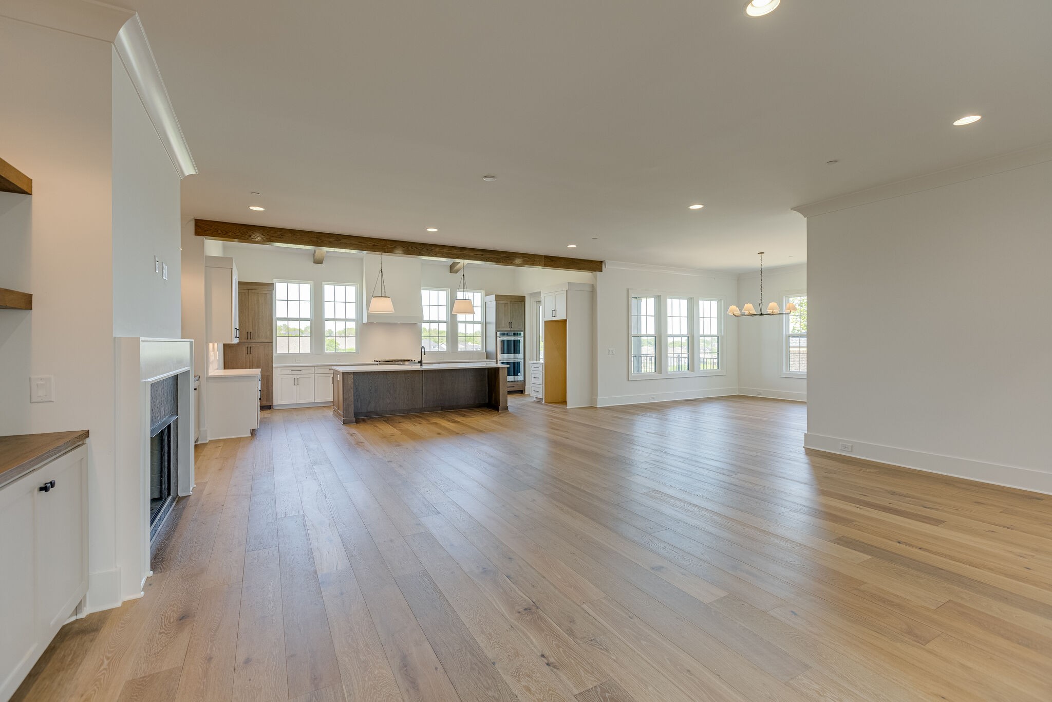 1008 Lawson Ln