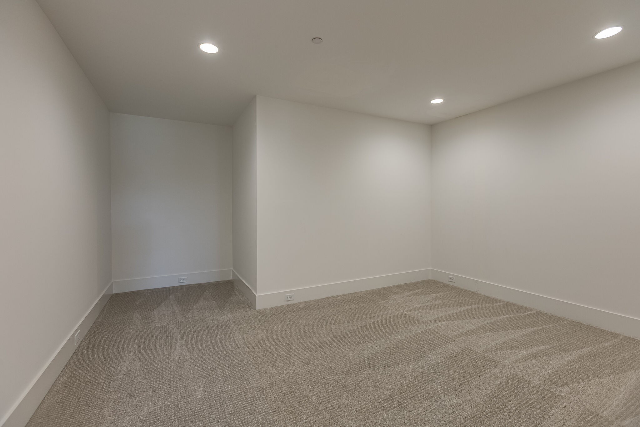 1008 Lawson Ln