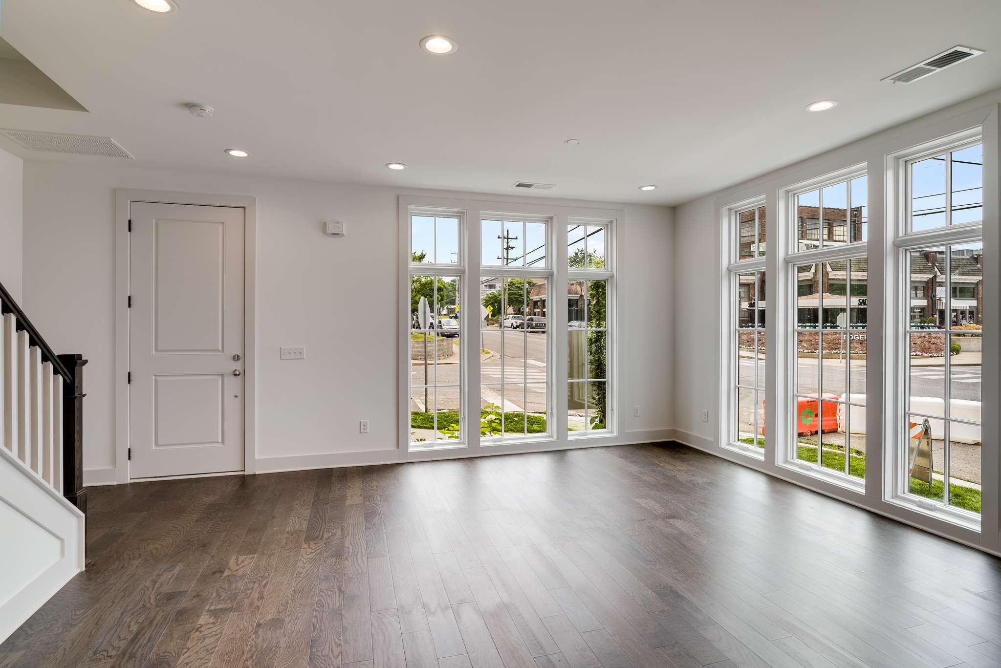 1123 Villa Pl