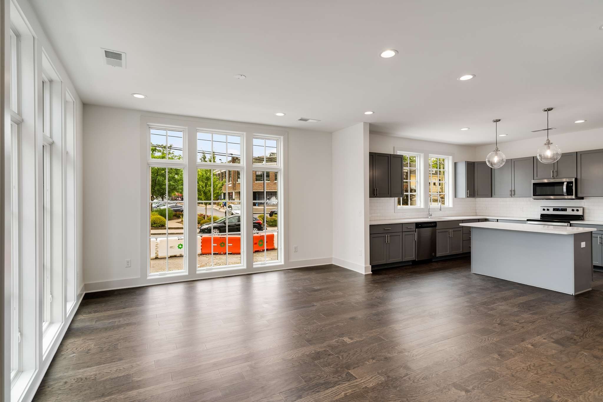 1123 Villa Pl
