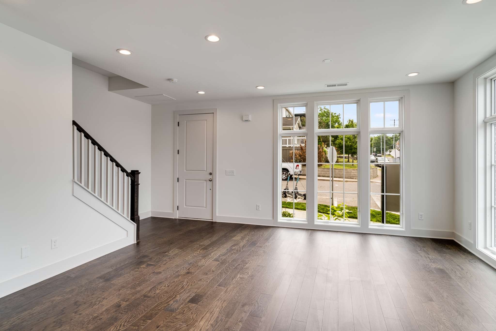 1123 Villa Pl