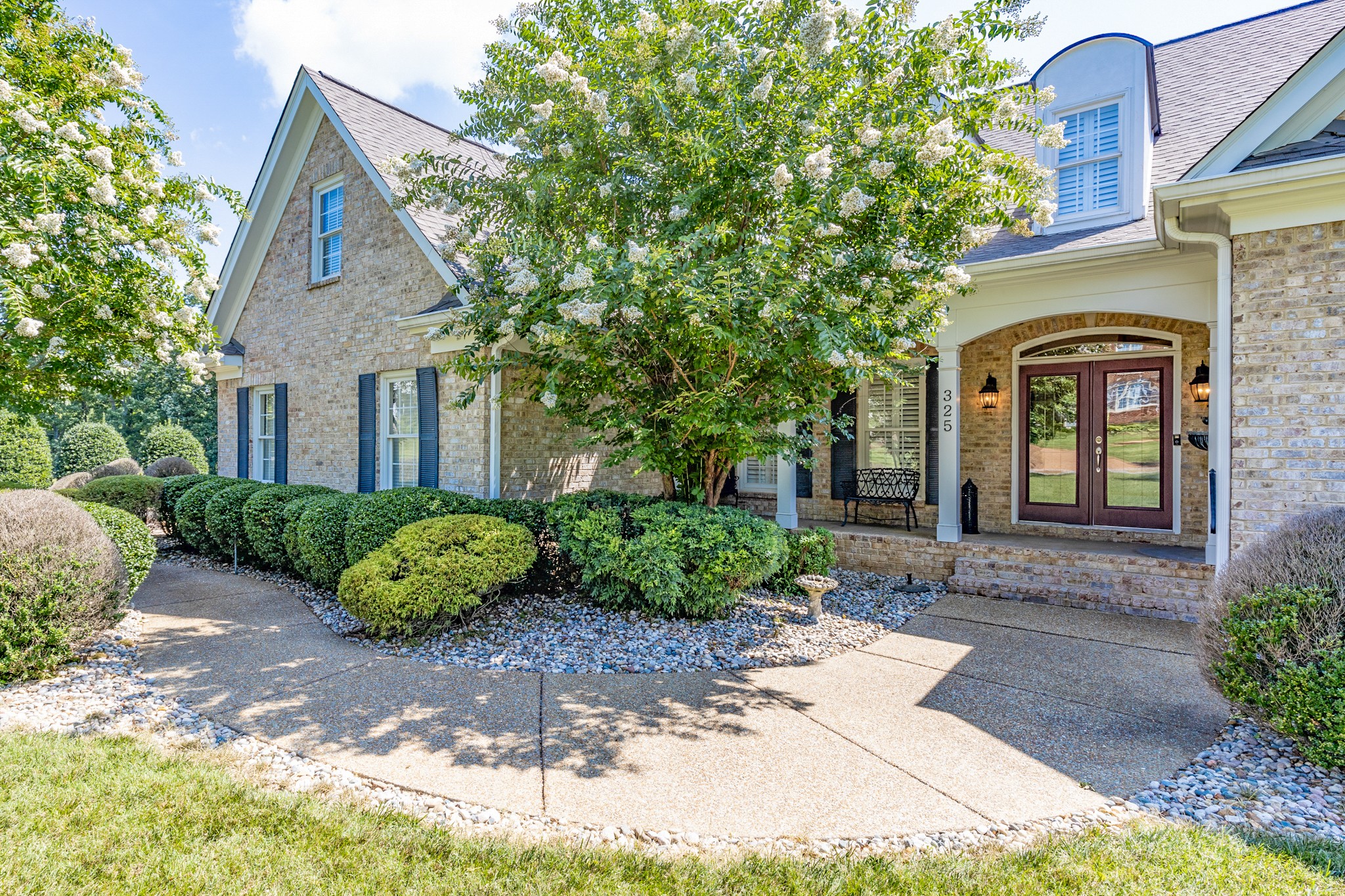 325 Fountainbrooke Dr