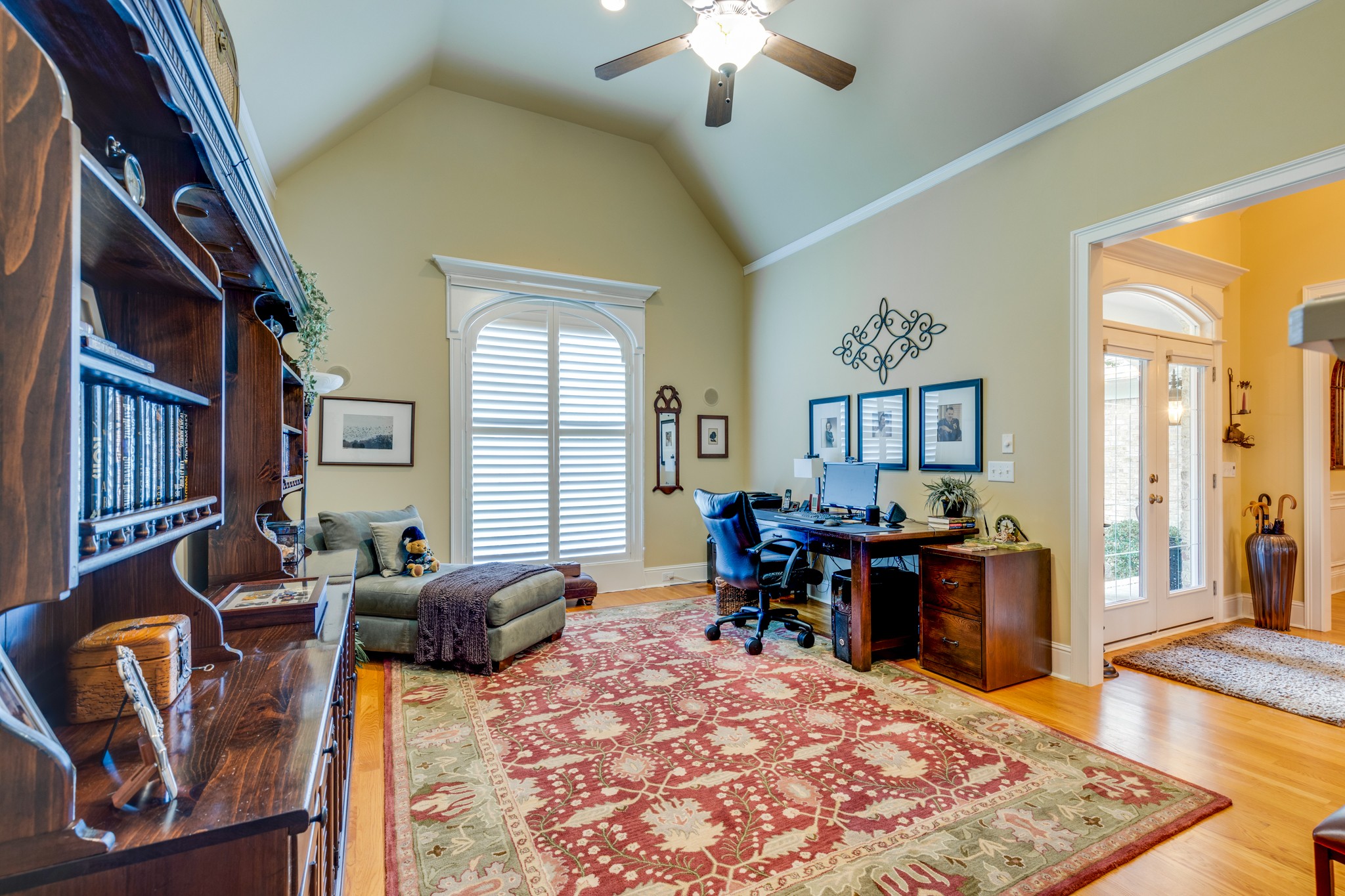 325 Fountainbrooke Dr