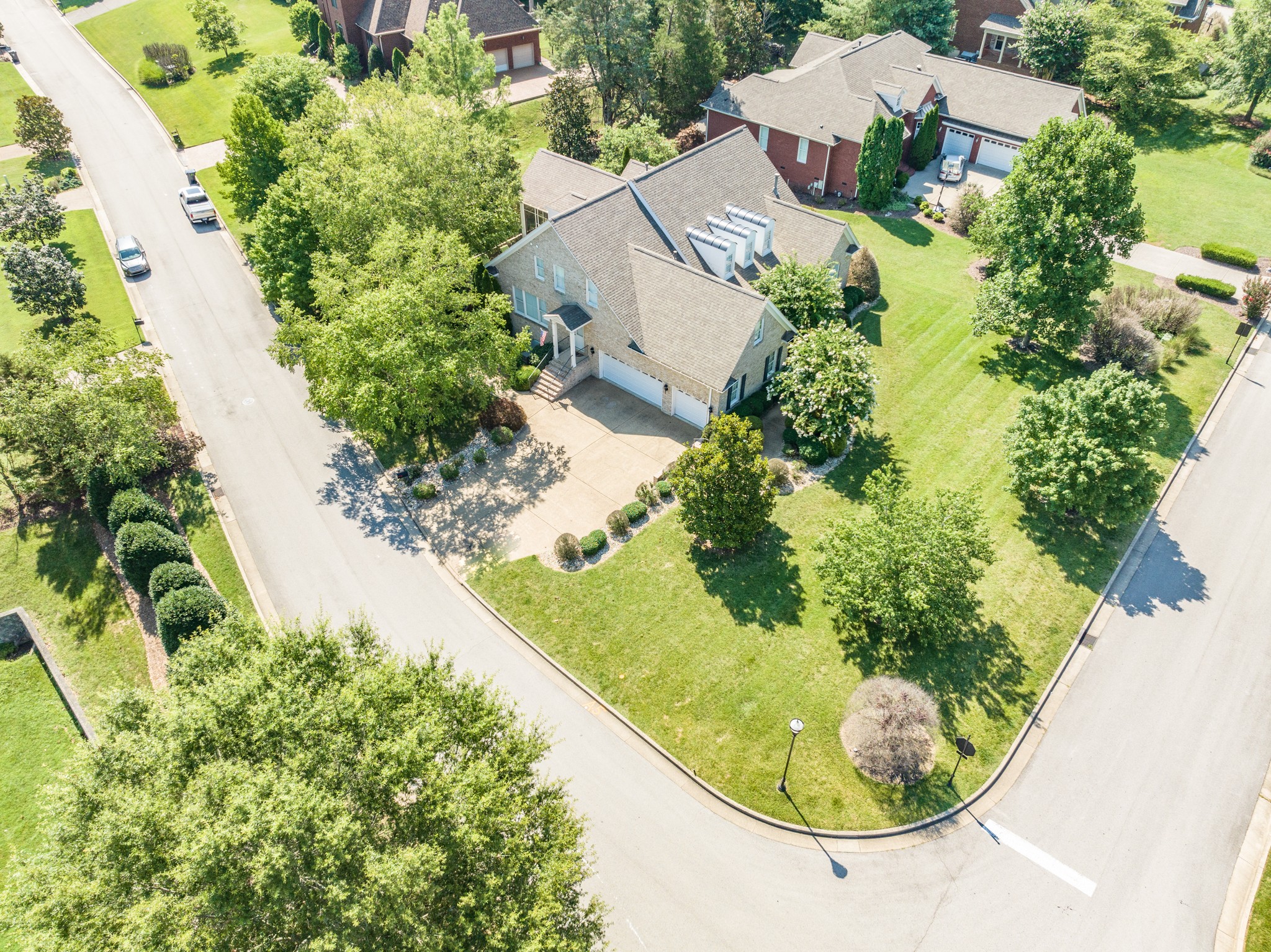 325 Fountainbrooke Dr