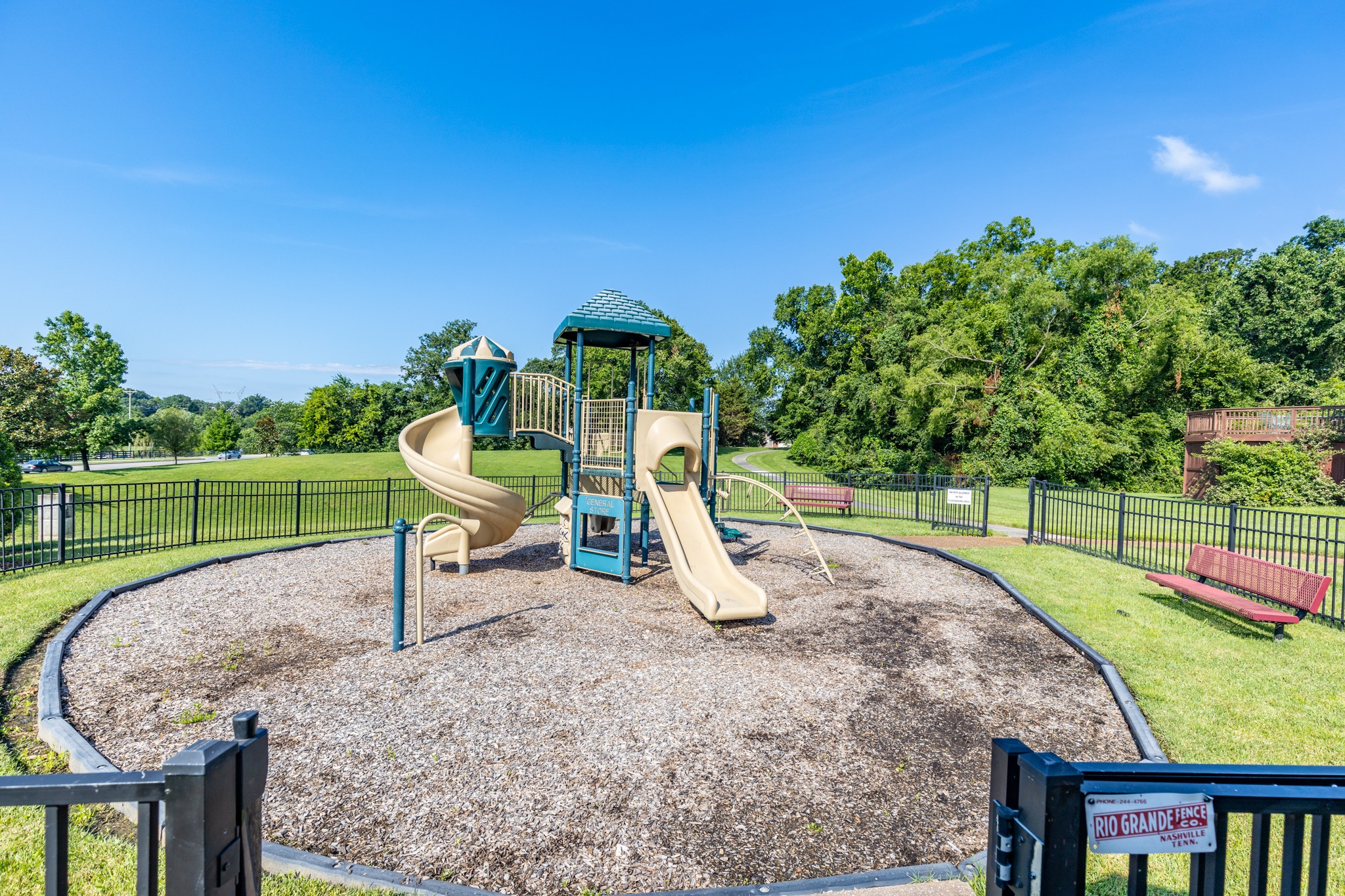 325 Fountainbrooke Dr