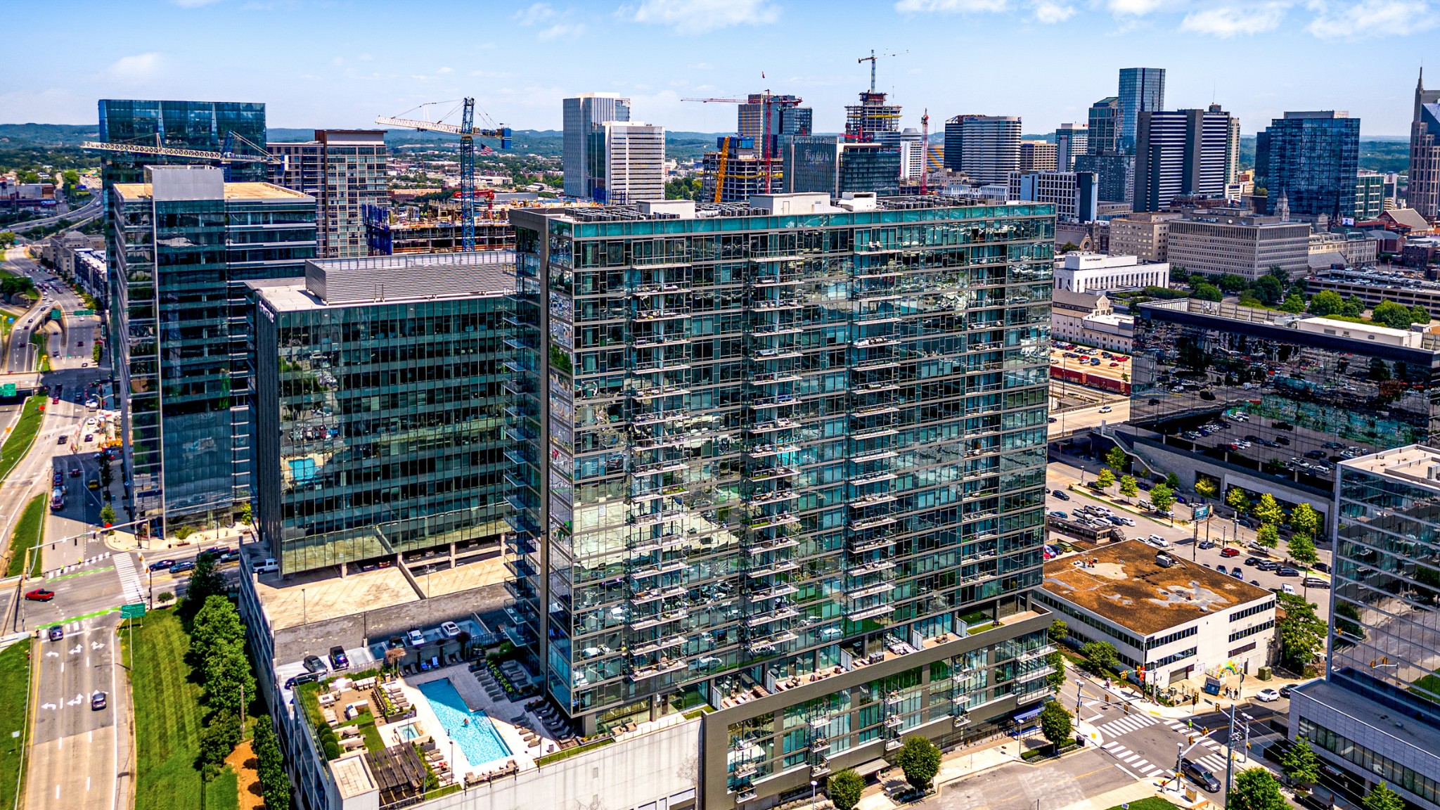 1212 Laurel St Unit: 606