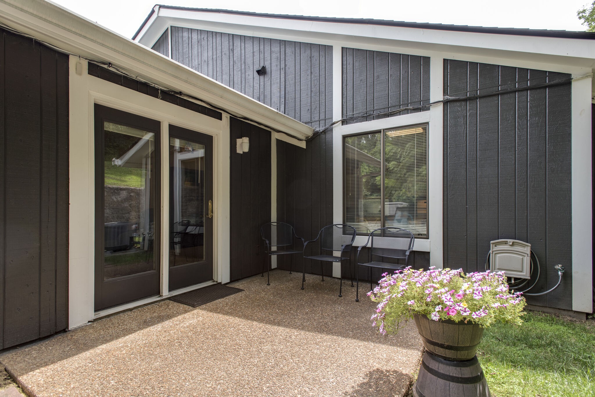 413 Sunvalley, W