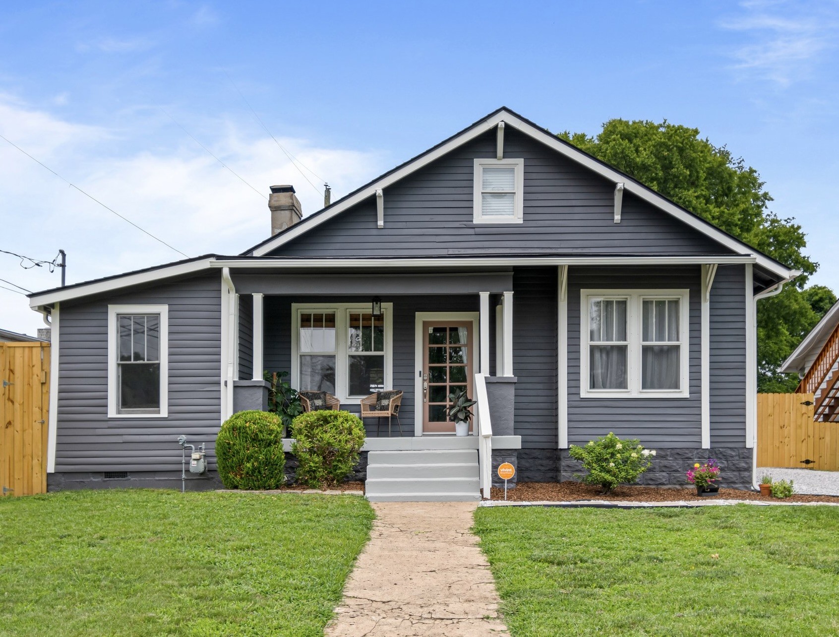 1105 Kirkland Ave