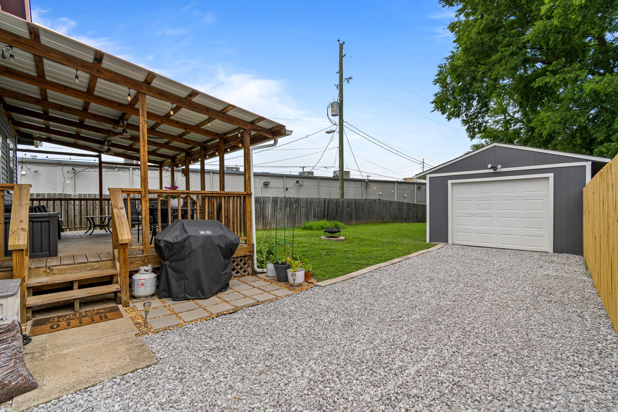 1105 Kirkland Ave