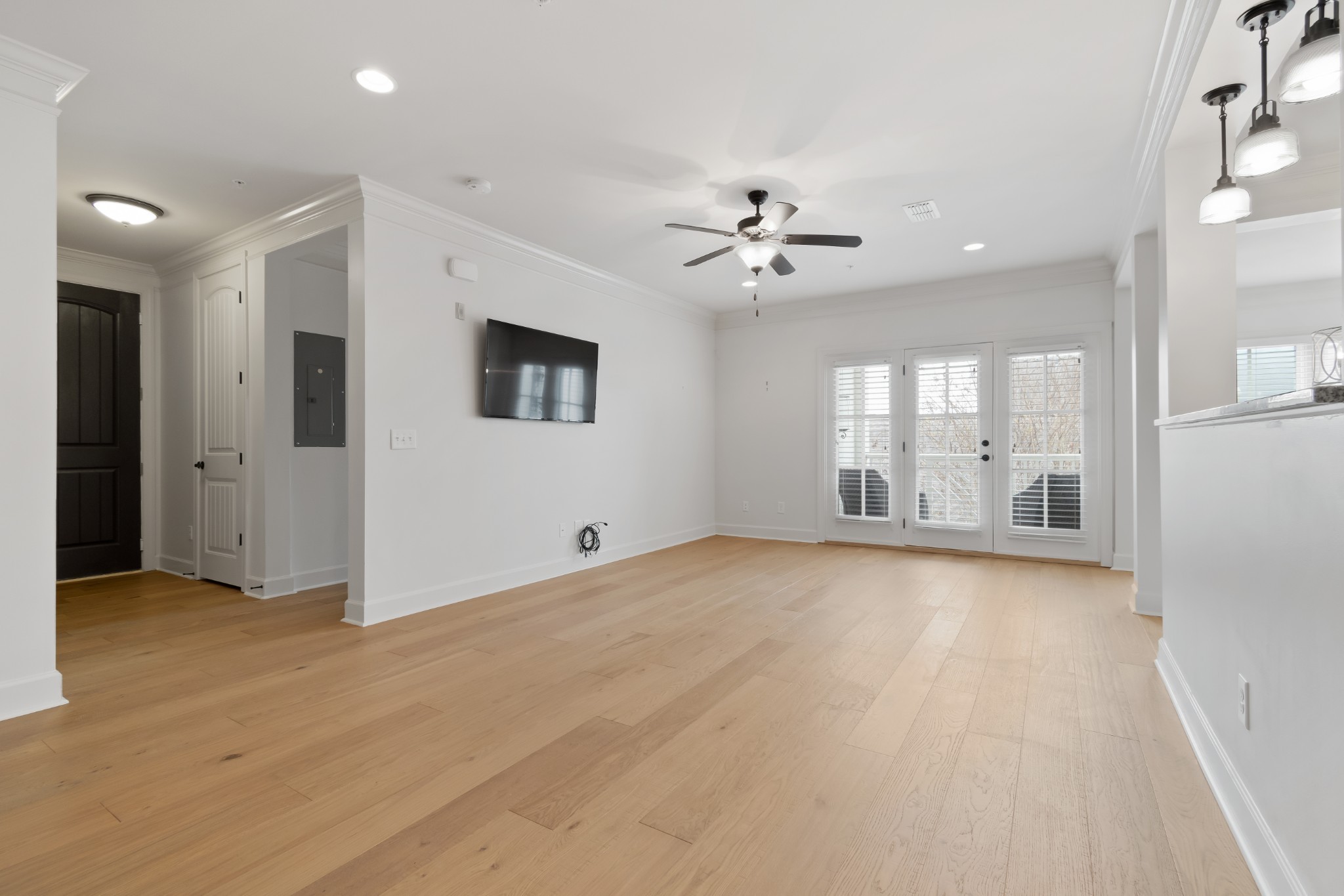 106 Front St Unit: 23