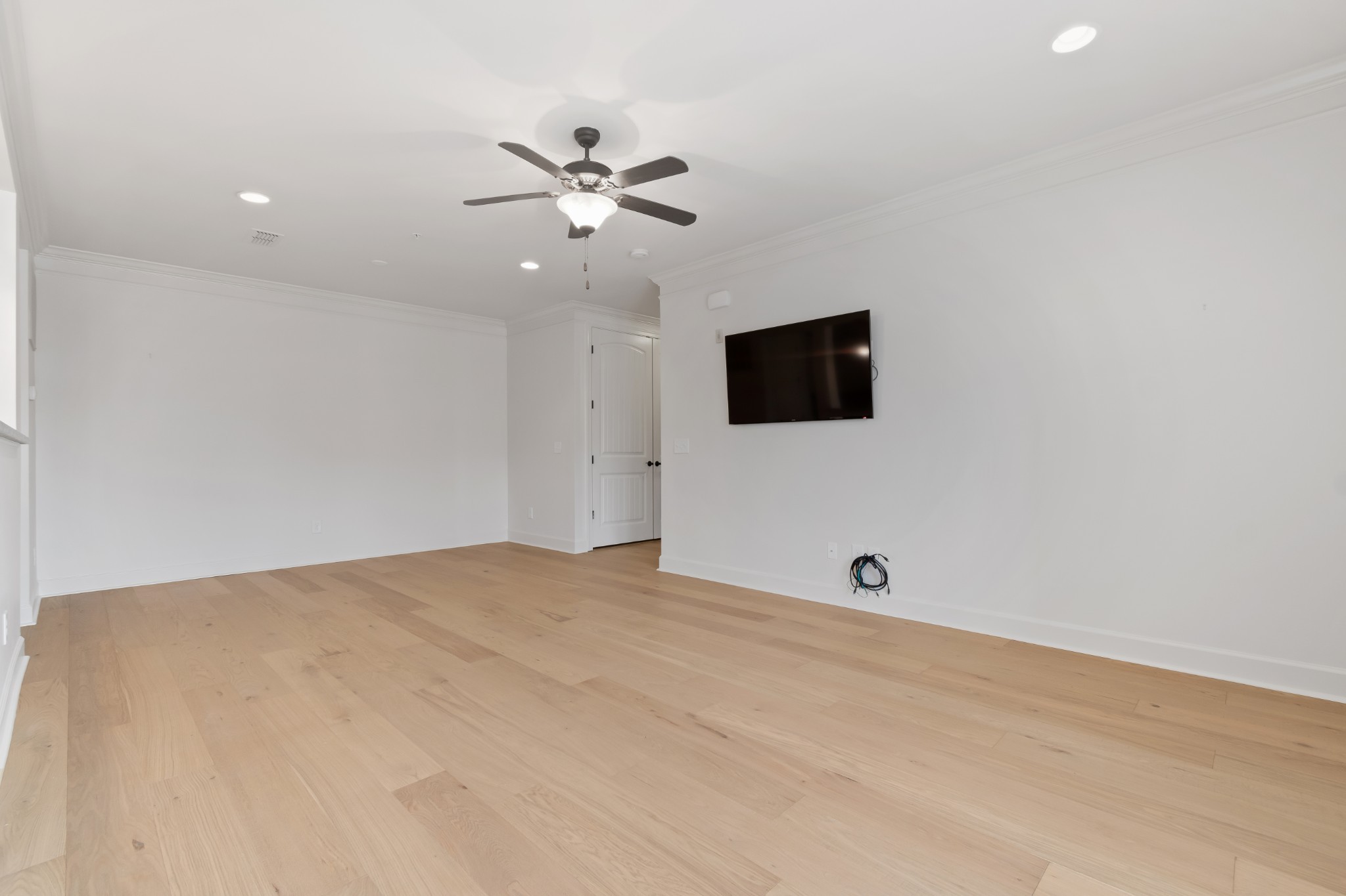 106 Front St Unit: 23
