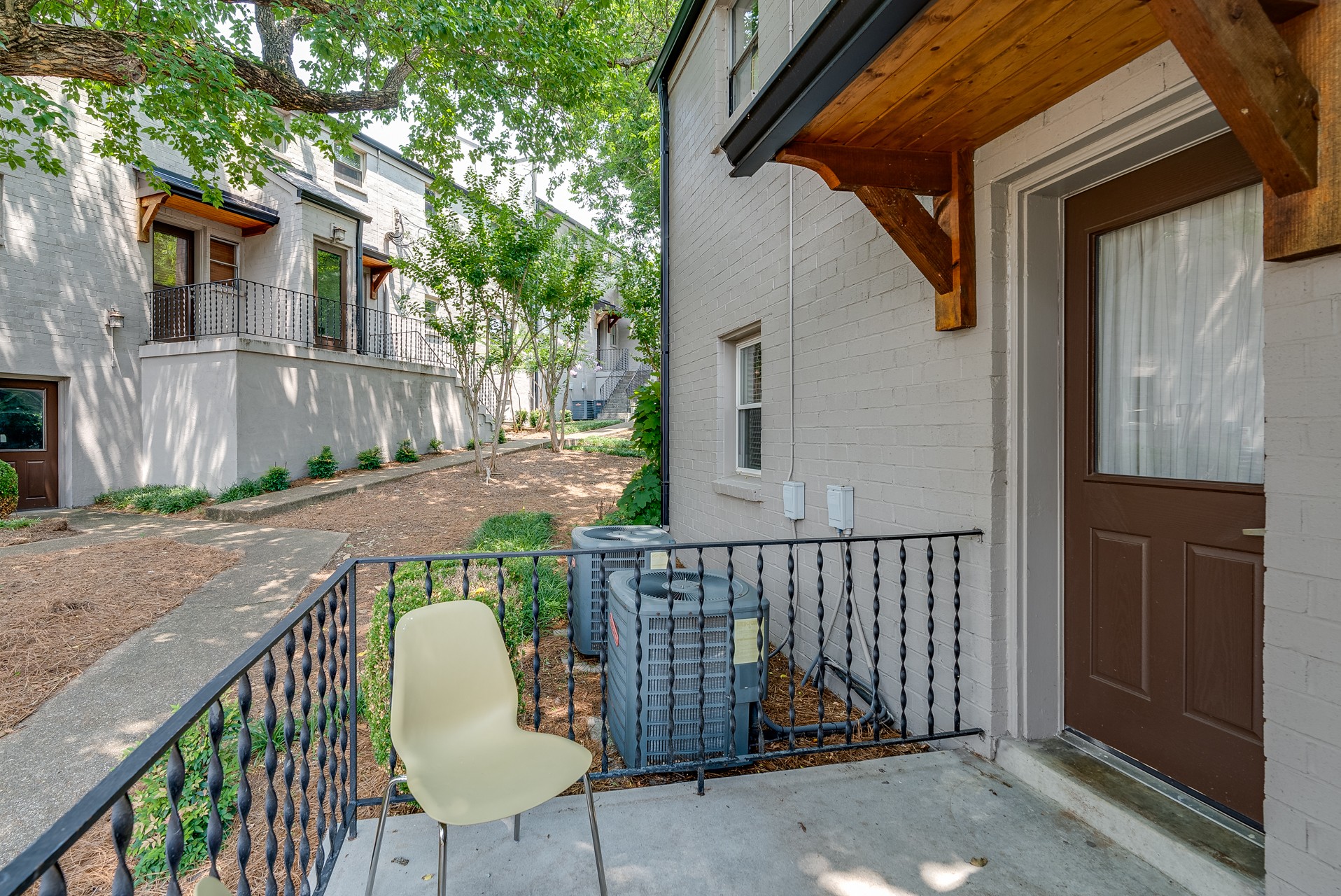 2831 Hillside Dr Unit: H7