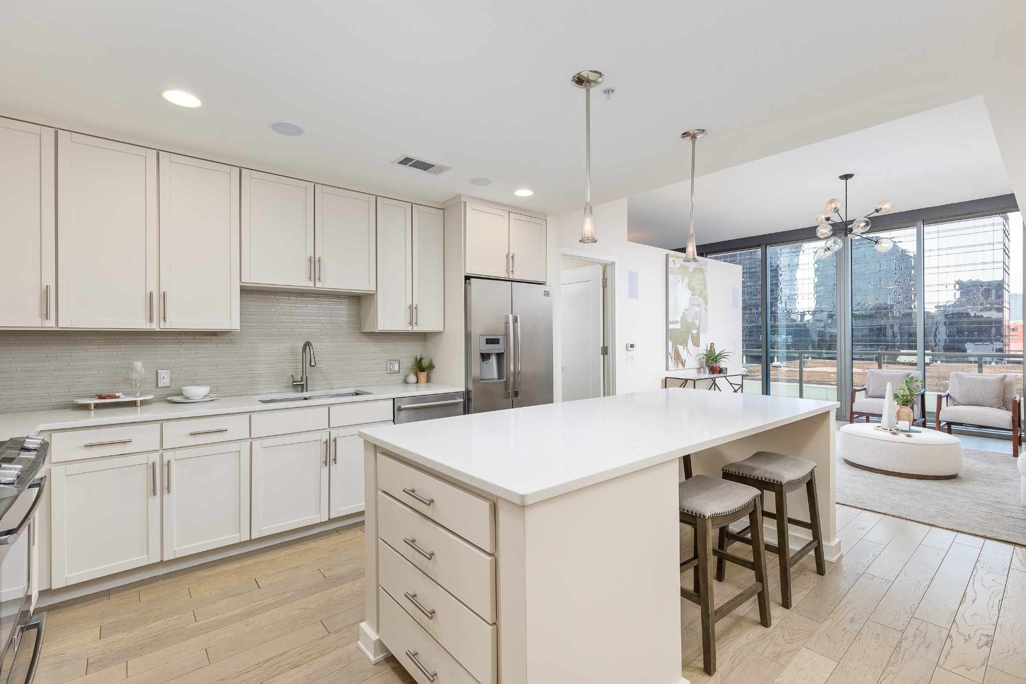 1212 Laurel St #301