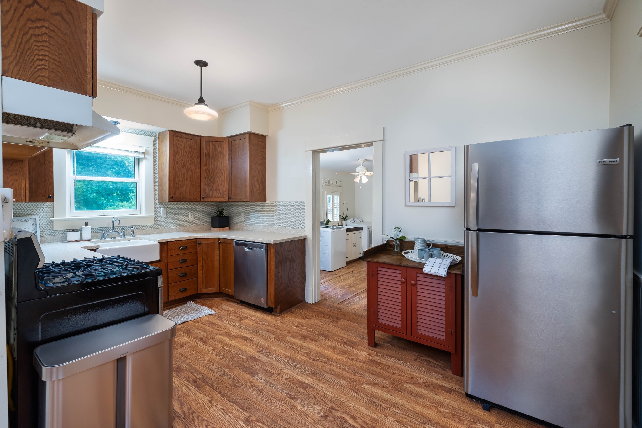 426 Eddy Ln