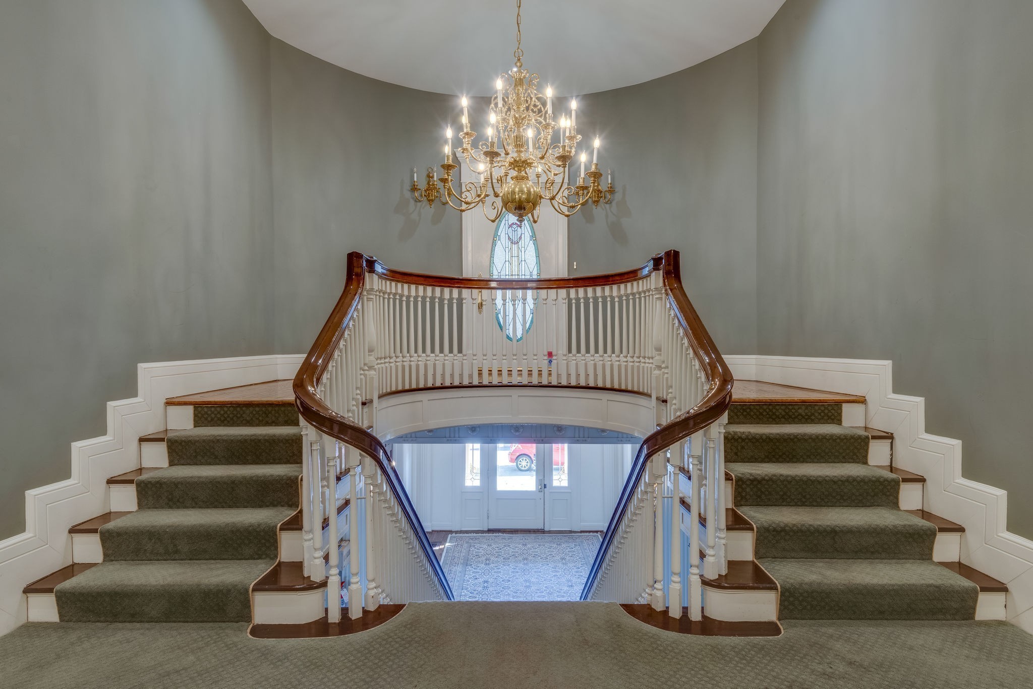 3626 West End Ave Unit: 202