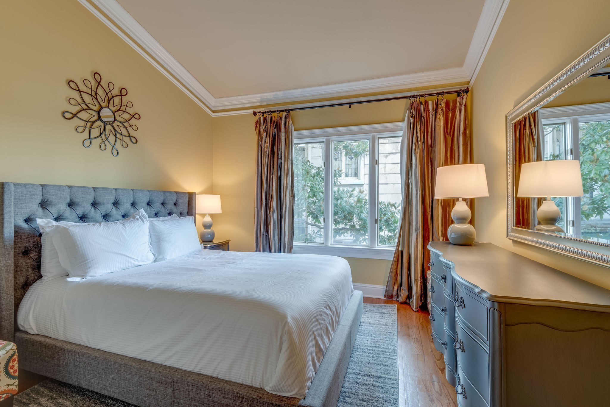 3626 West End Ave Unit: 202