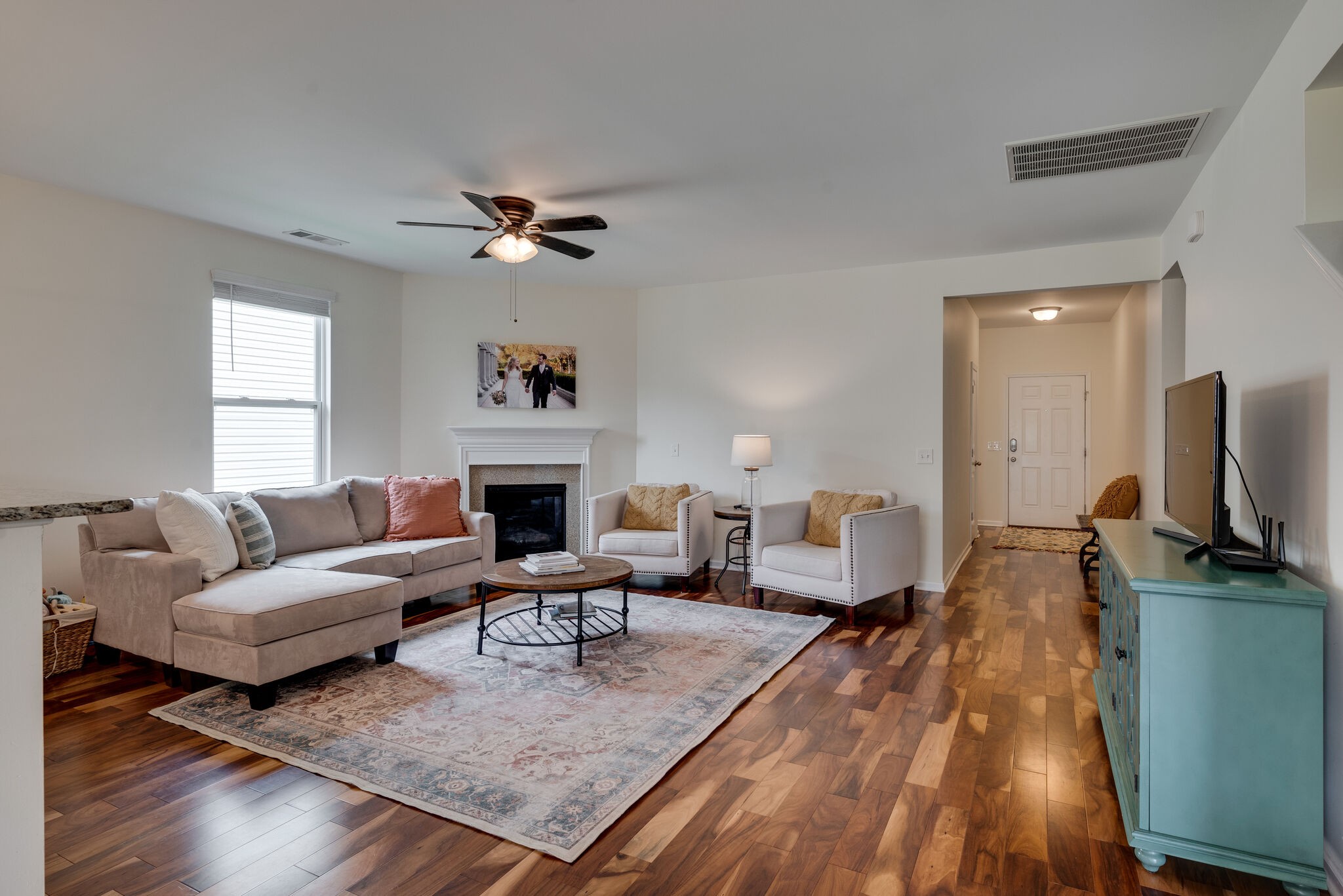 1257 Scarcroft Ln