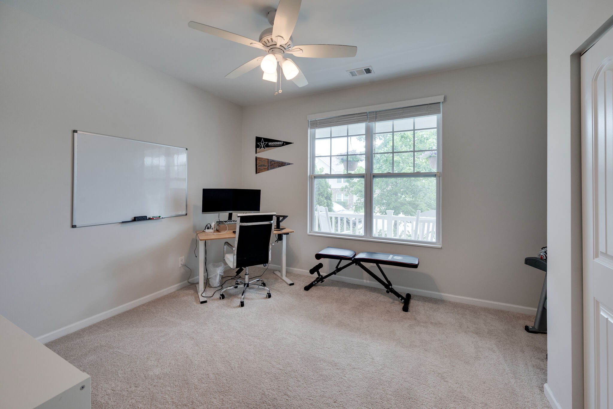 1257 Scarcroft Ln