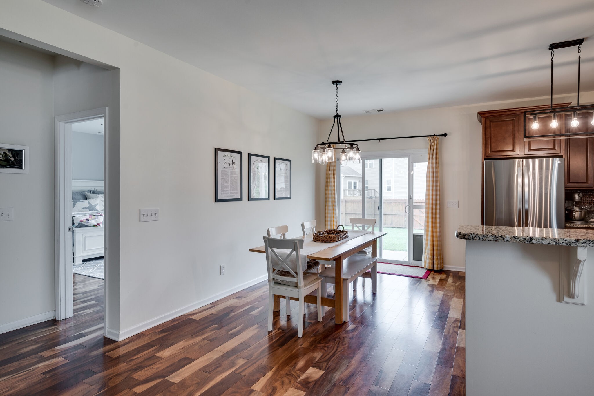 1257 Scarcroft Ln
