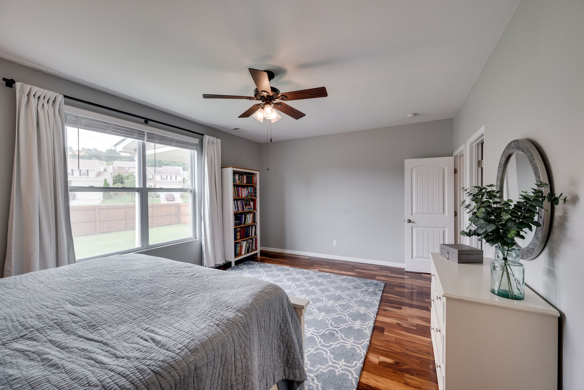 1257 Scarcroft Ln