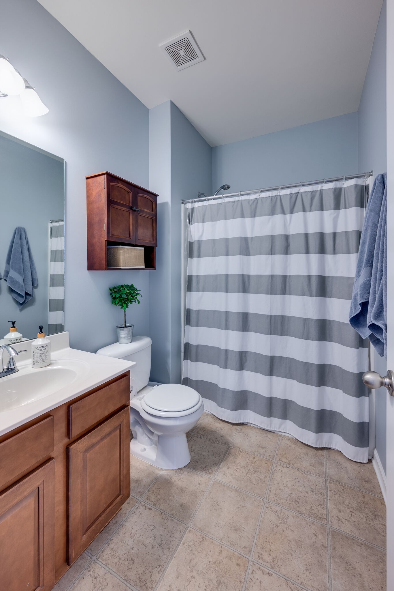 1257 Scarcroft Ln