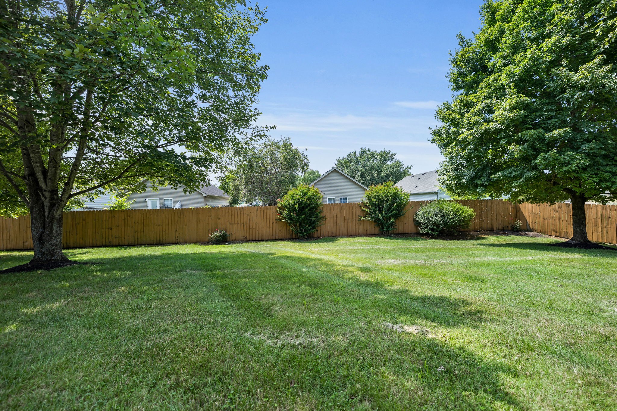 528 Village Green Cir