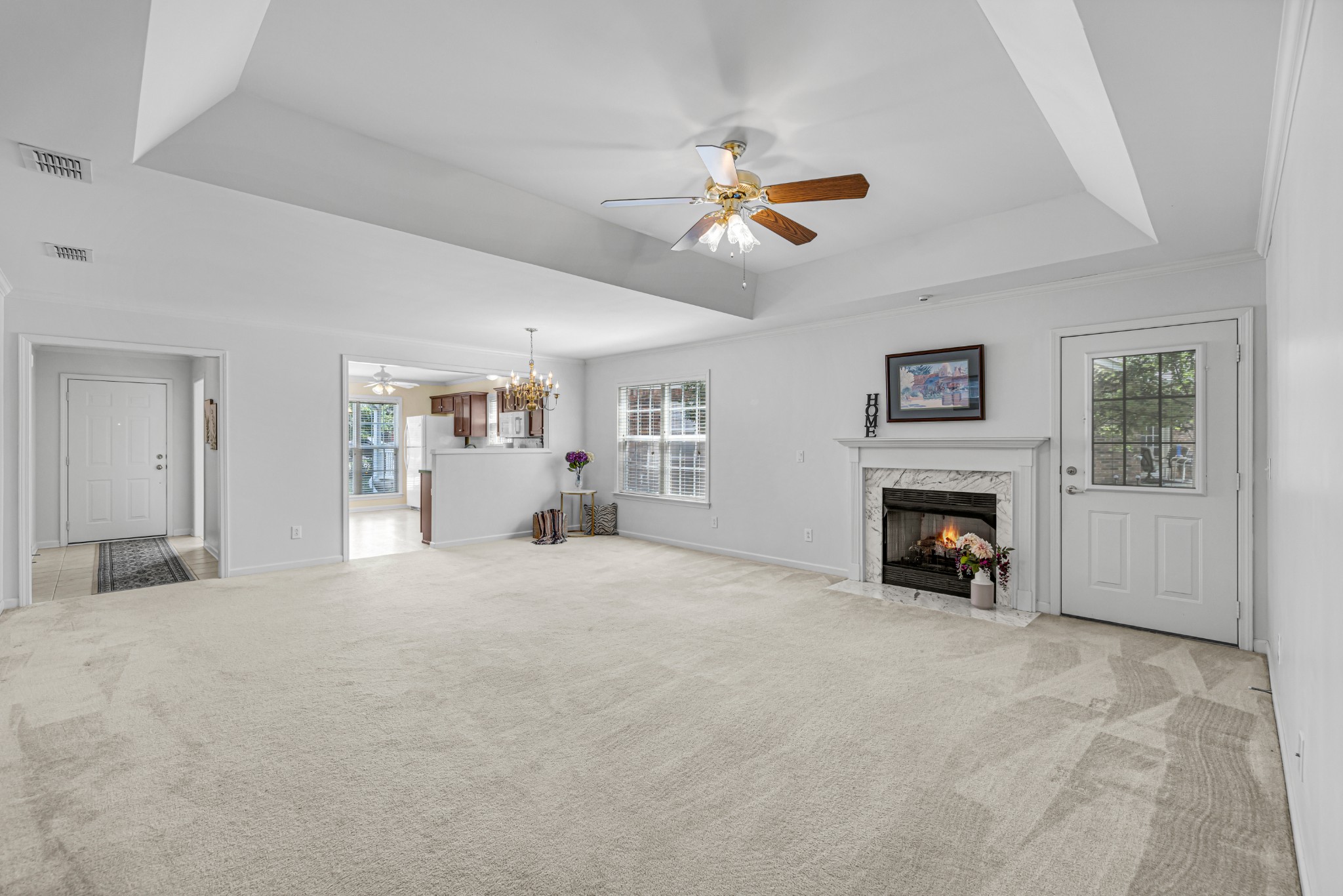 528 Village Green Cir