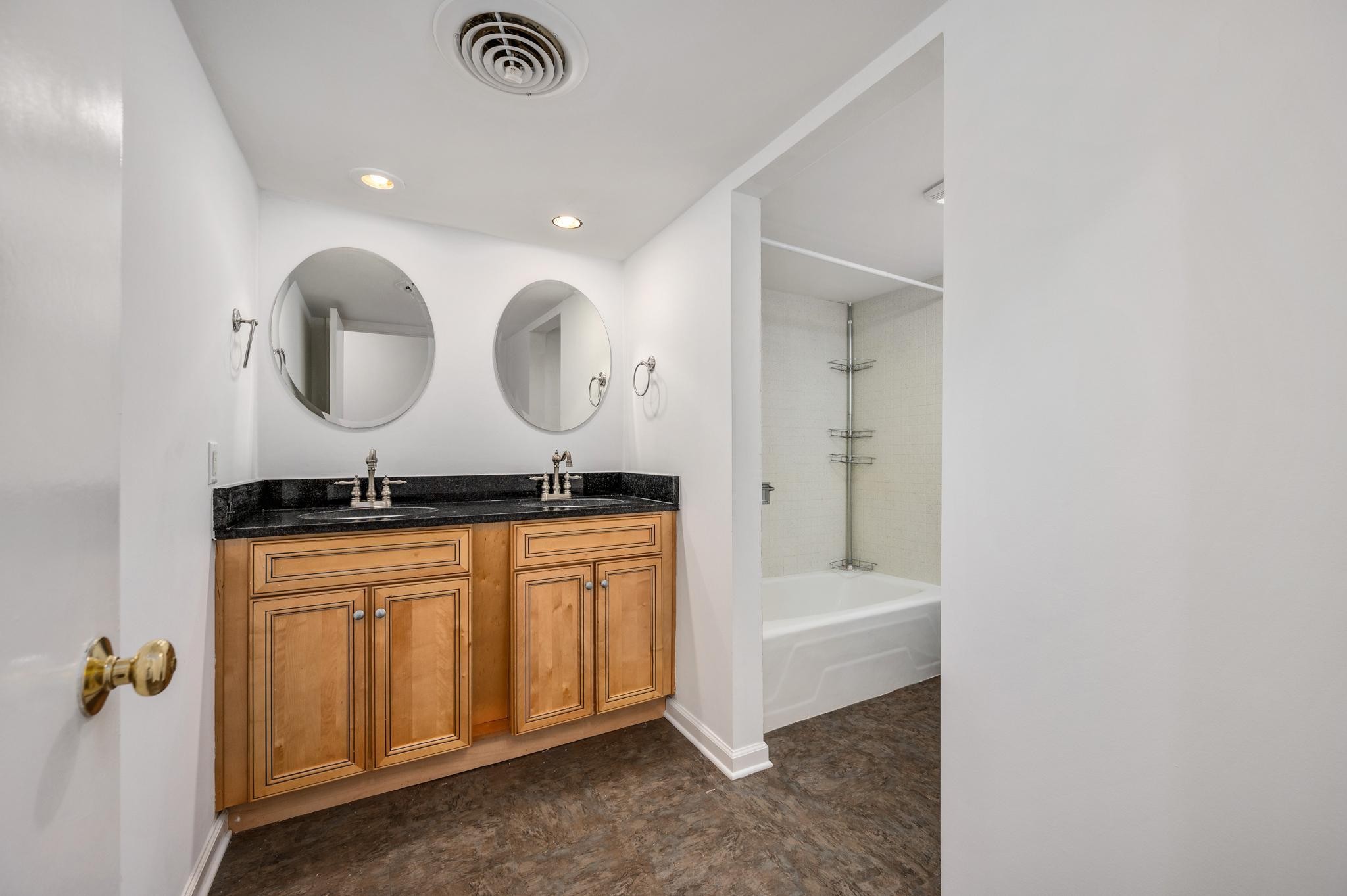 5025 Hillsboro Pike Unit: 5H