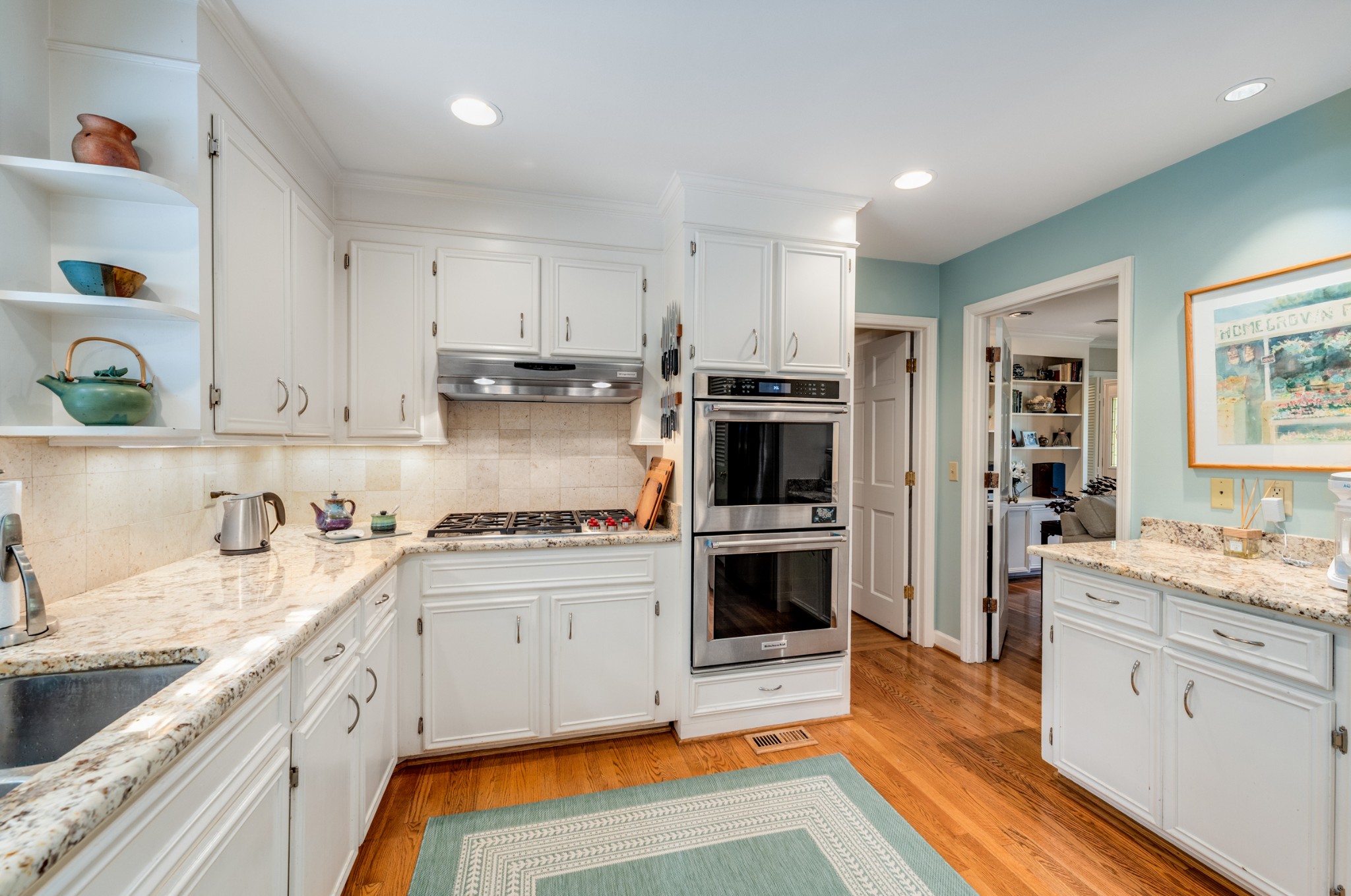 307 River Oaks Rd