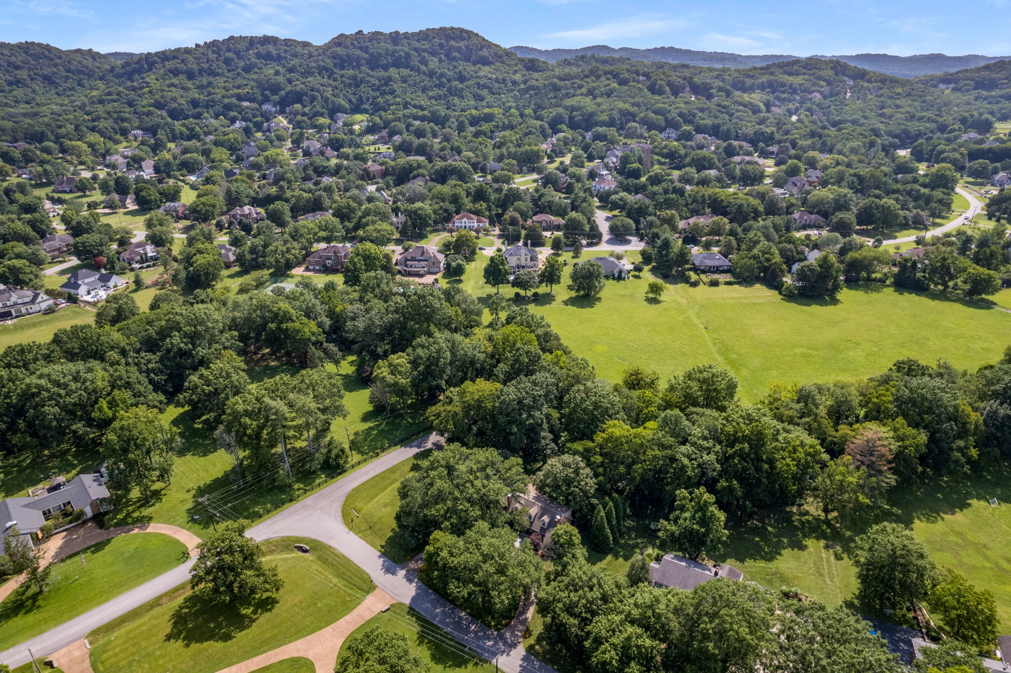307 River Oaks Rd