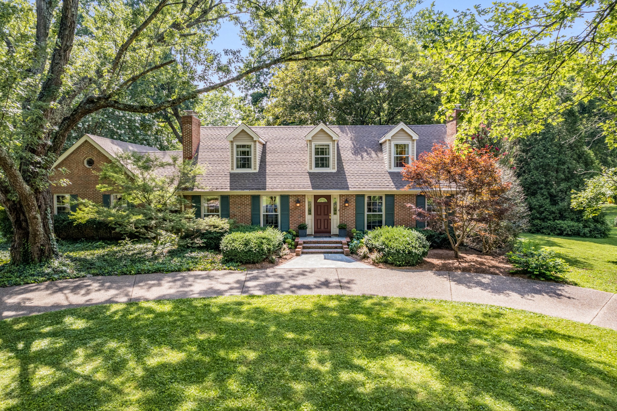 307 River Oaks Rd
