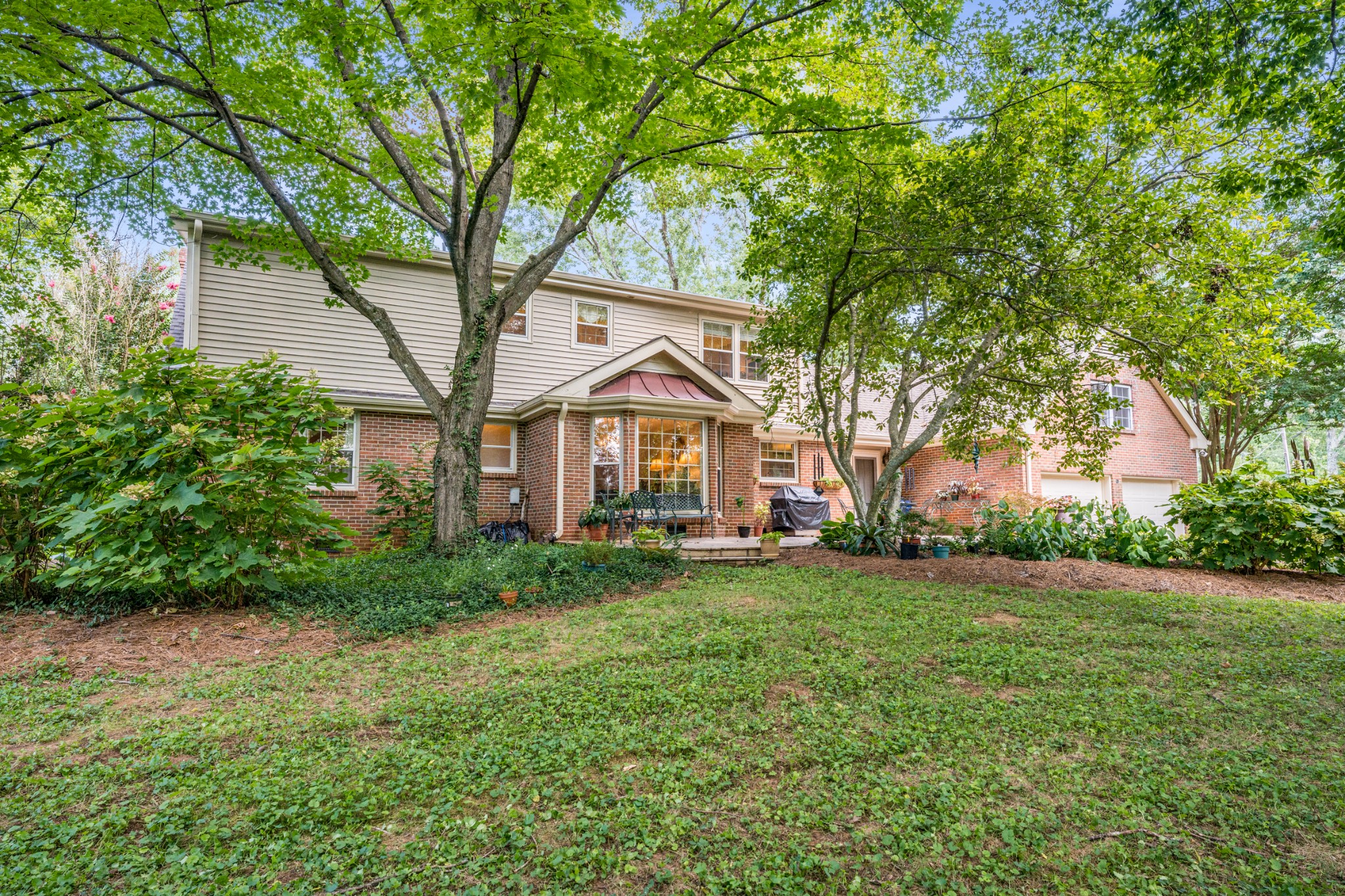 307 River Oaks Rd