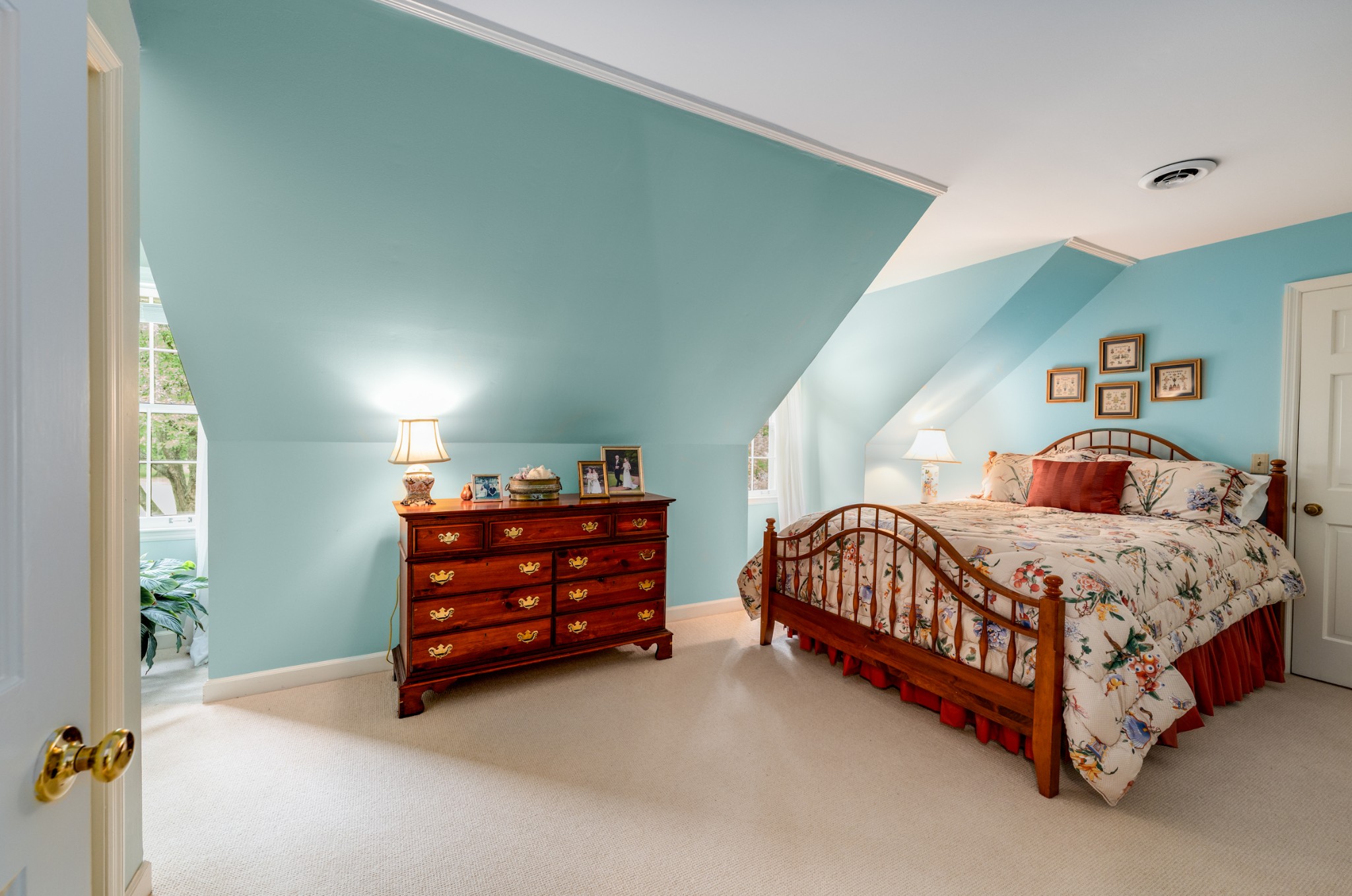 307 River Oaks Rd