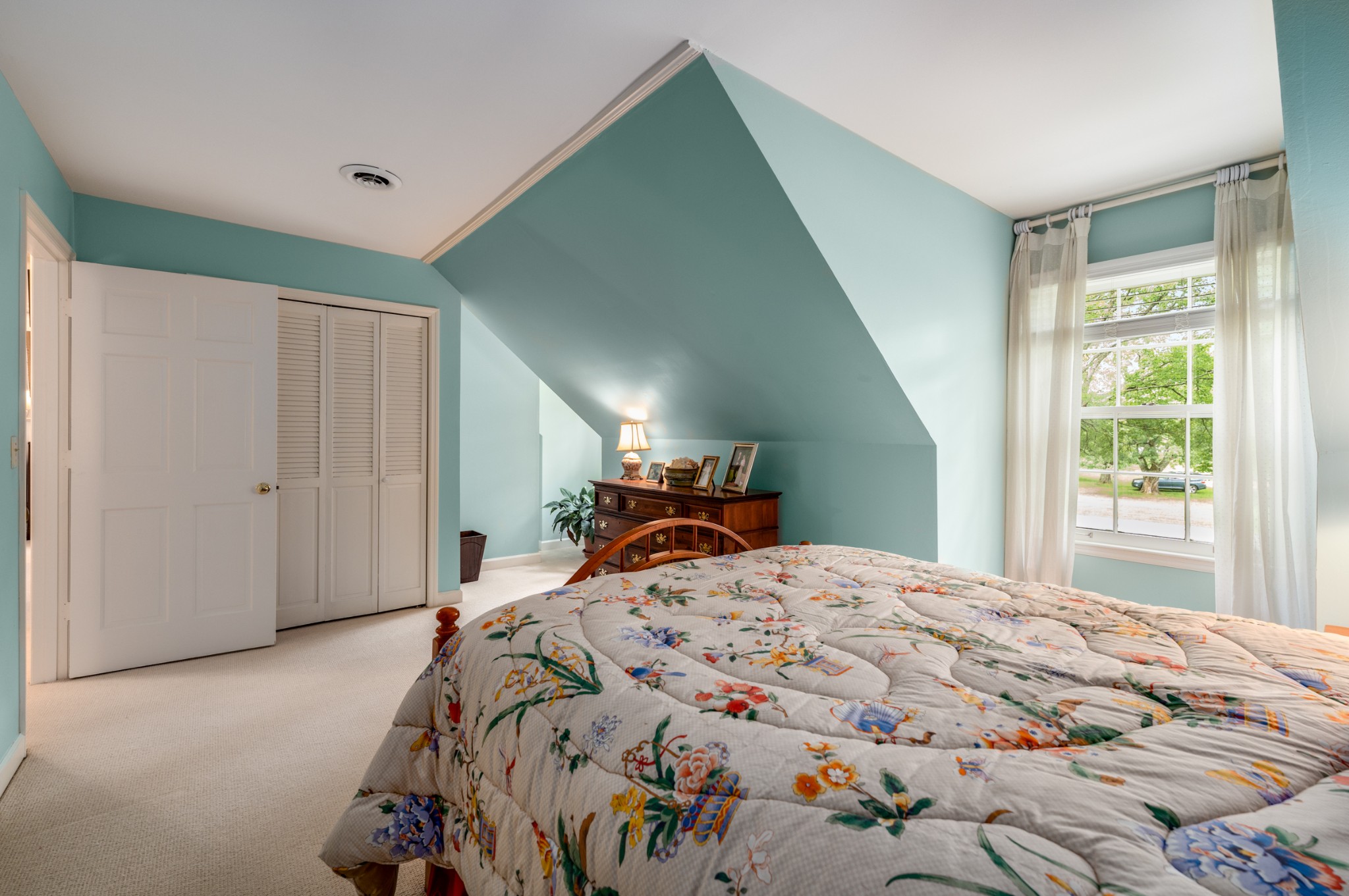 307 River Oaks Rd