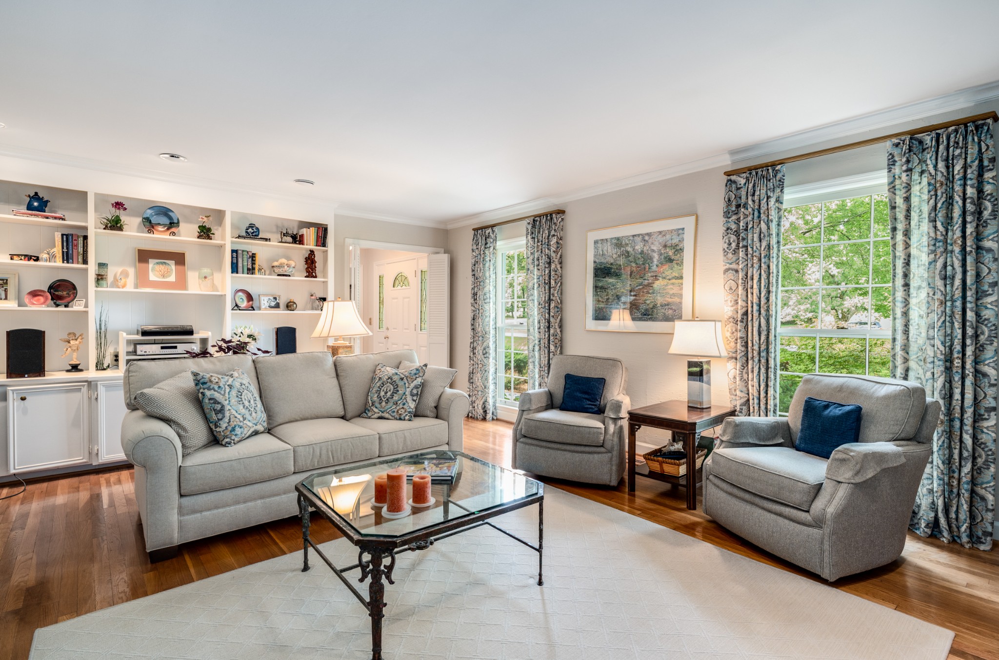 307 River Oaks Rd