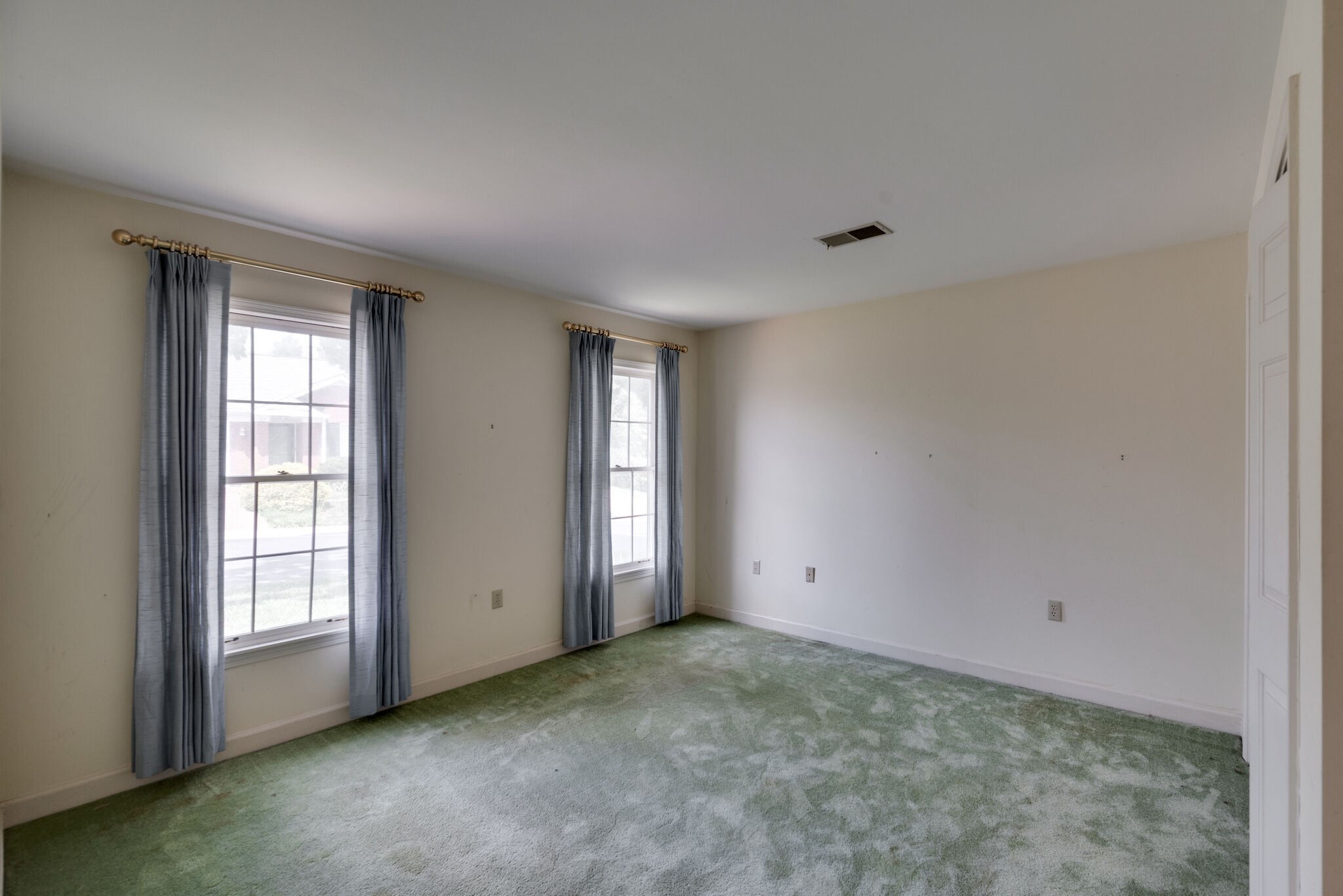 310 Cana Cir