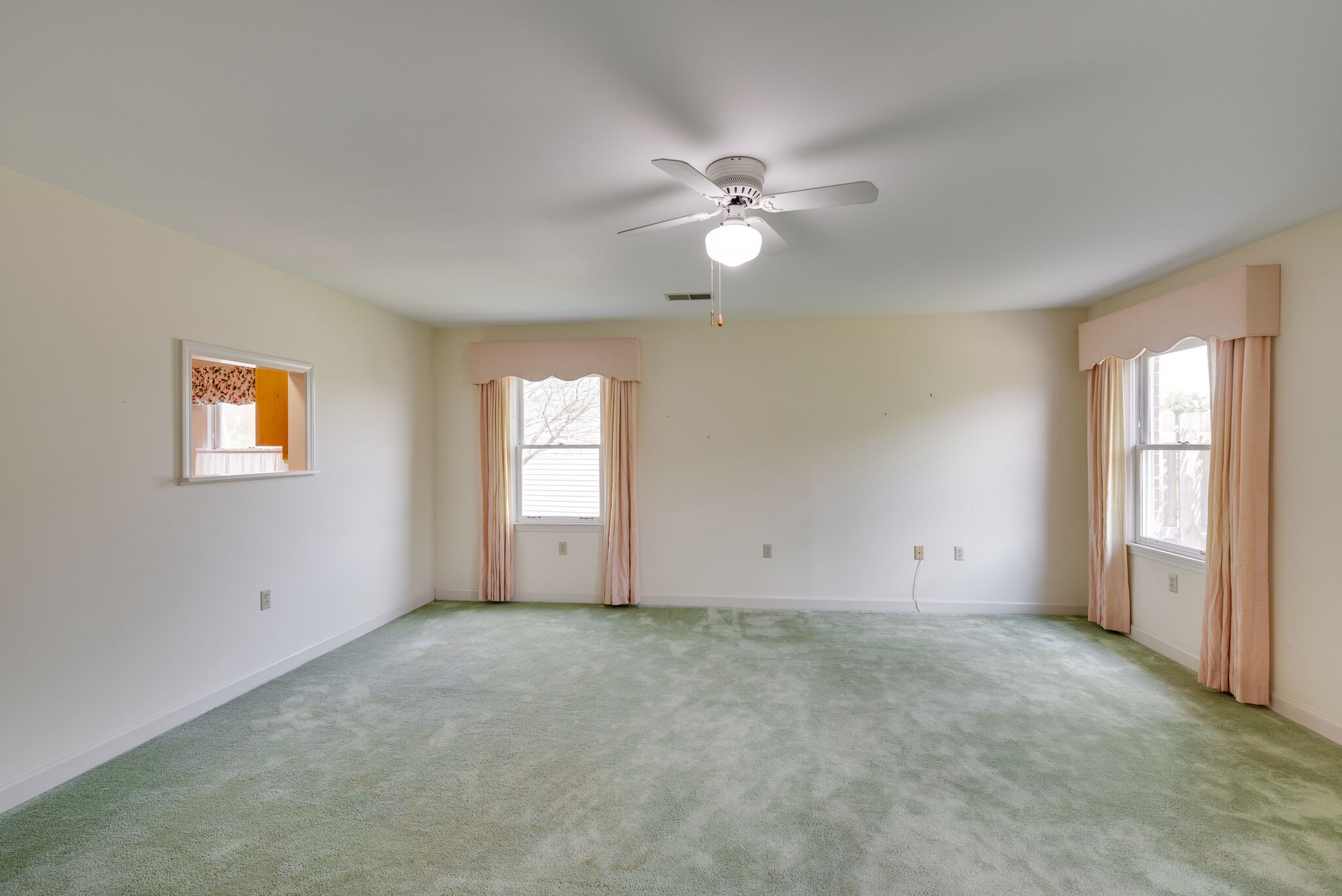 310 Cana Cir
