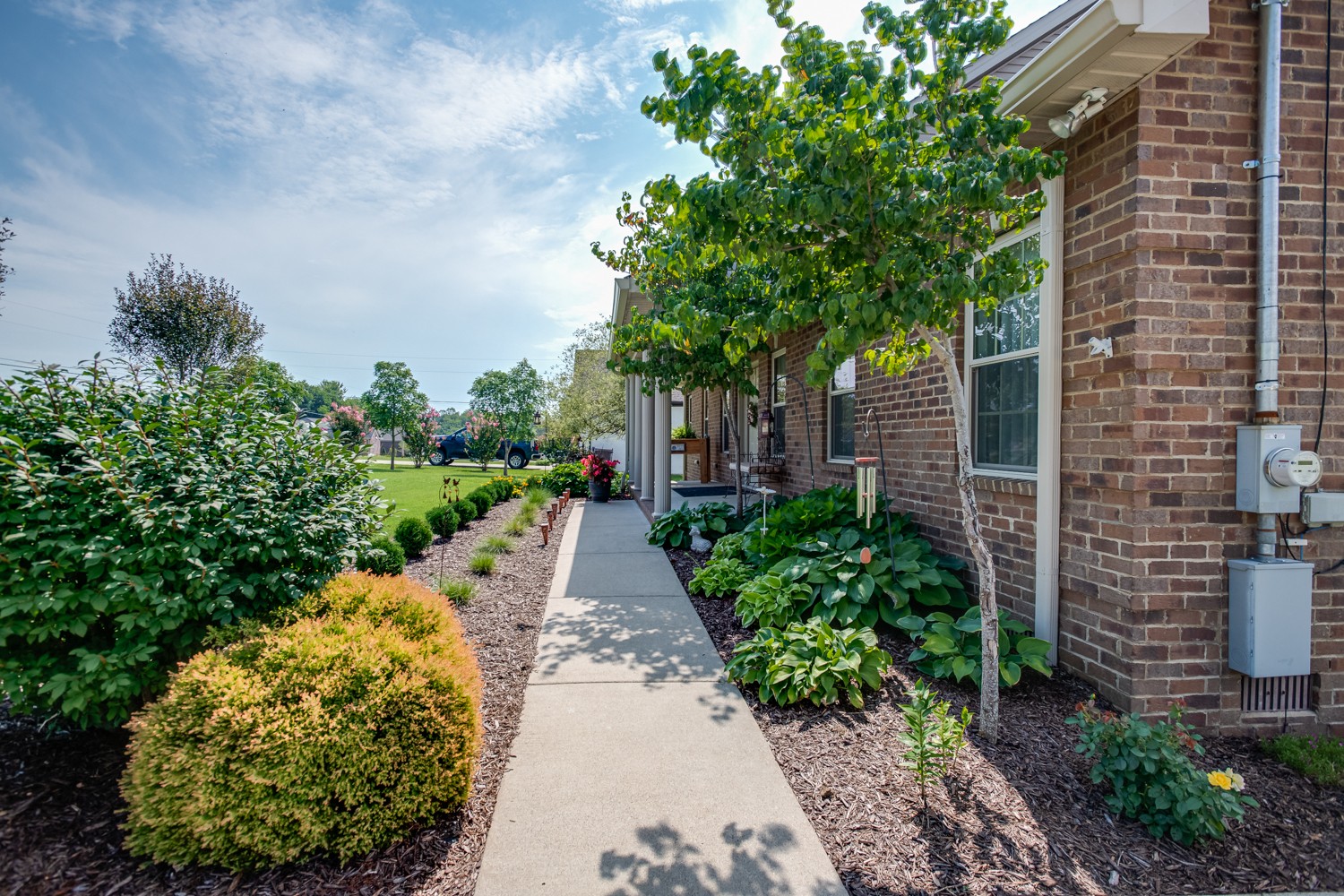 214 Sunnyside Dr