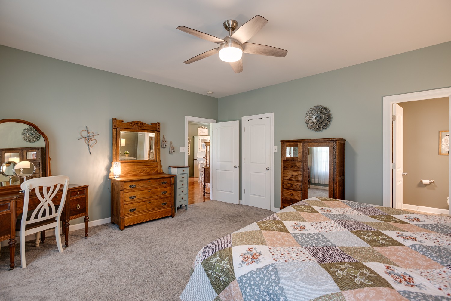 214 Sunnyside Dr