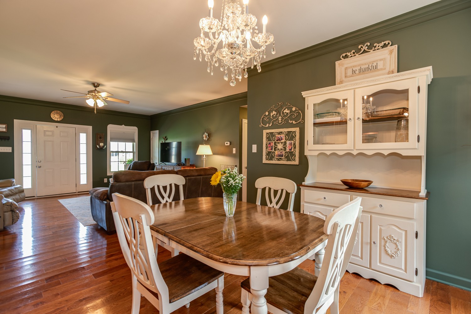 214 Sunnyside Dr