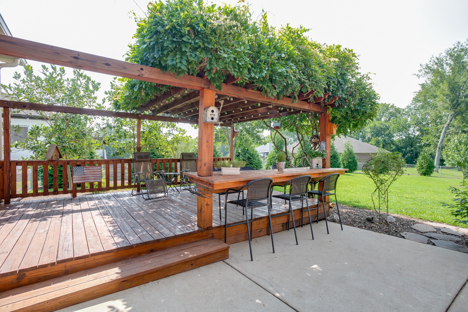 214 Sunnyside Dr