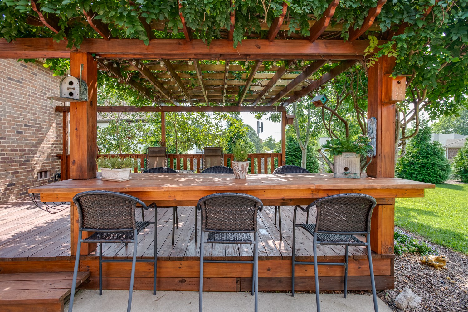 214 Sunnyside Dr