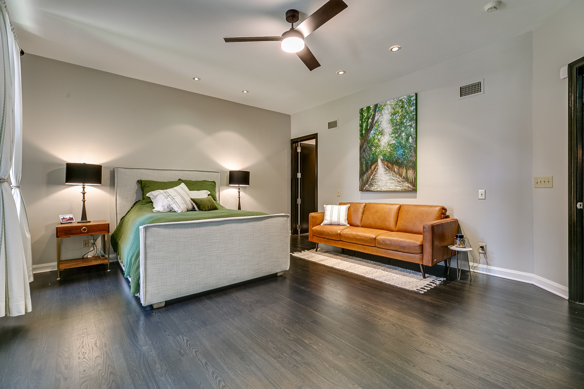 3629 West End Ave Unit: 102