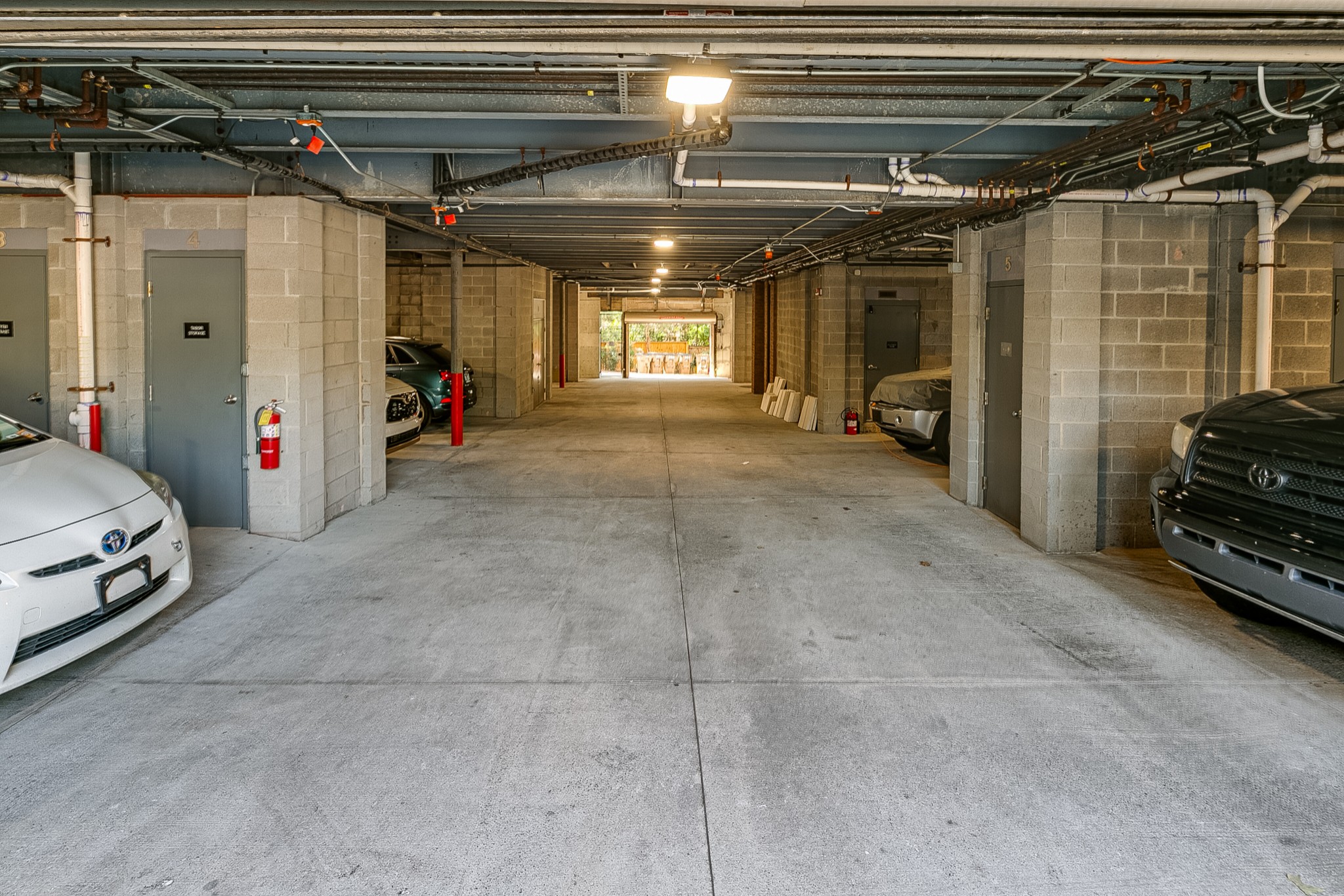 3629 West End Ave Unit: 102
