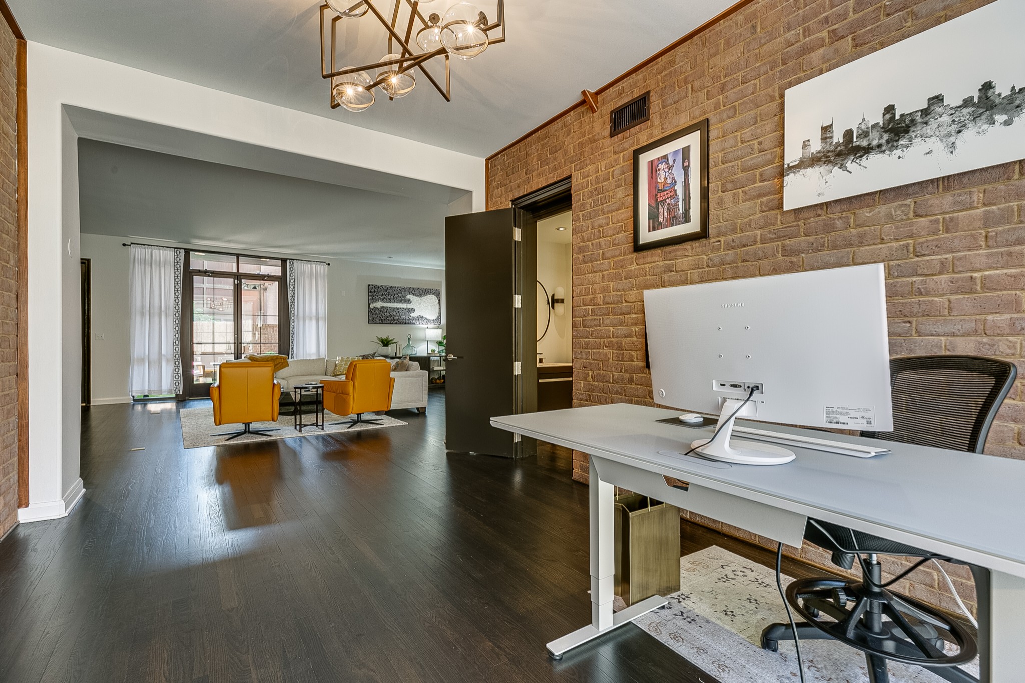 3629 West End Ave Unit: 102